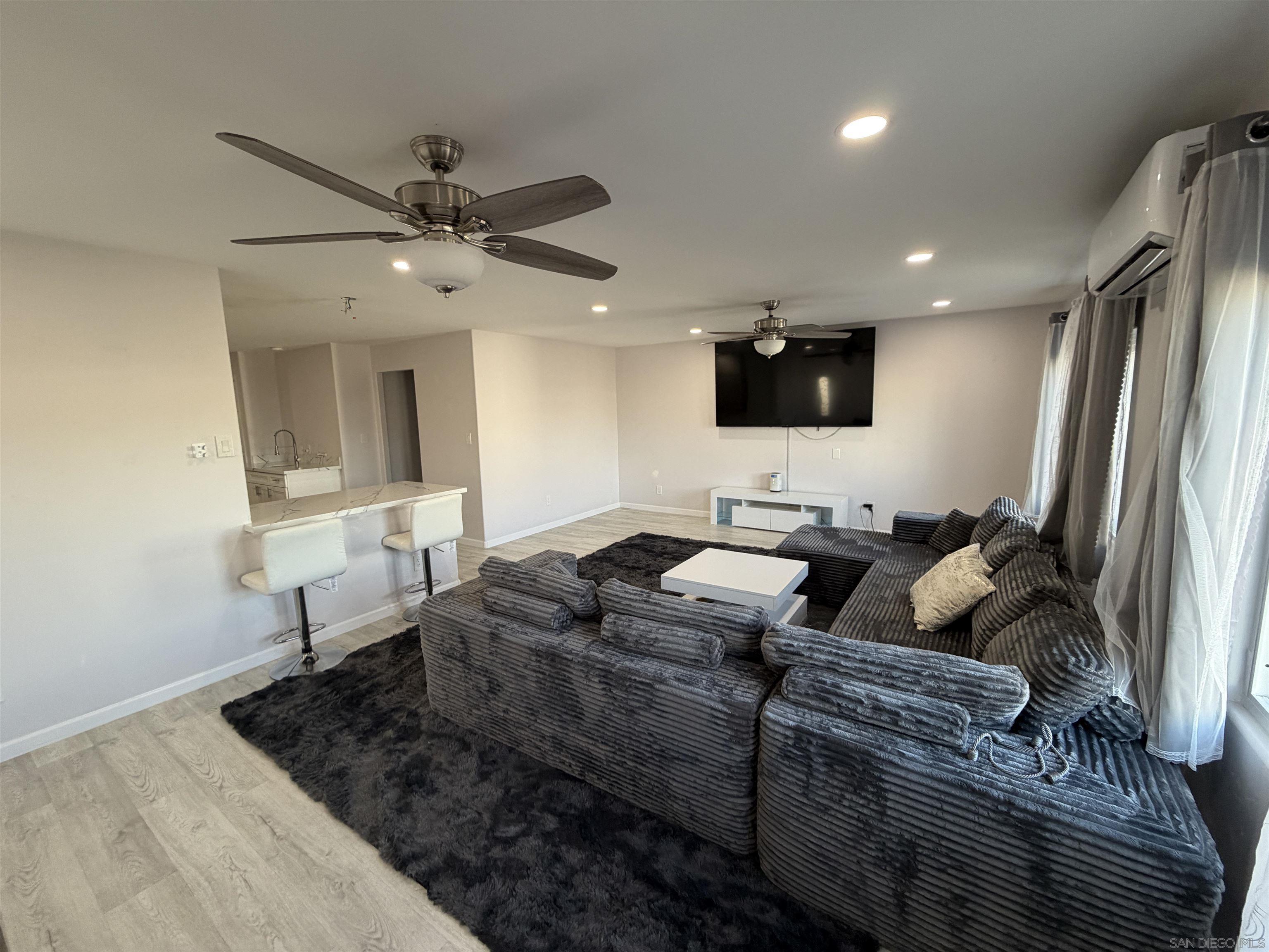 Detail Gallery Image 3 of 18 For 15420  Olde Hwy 80  79, El Cajon,  CA 92021 - 2 Beds | 2 Baths