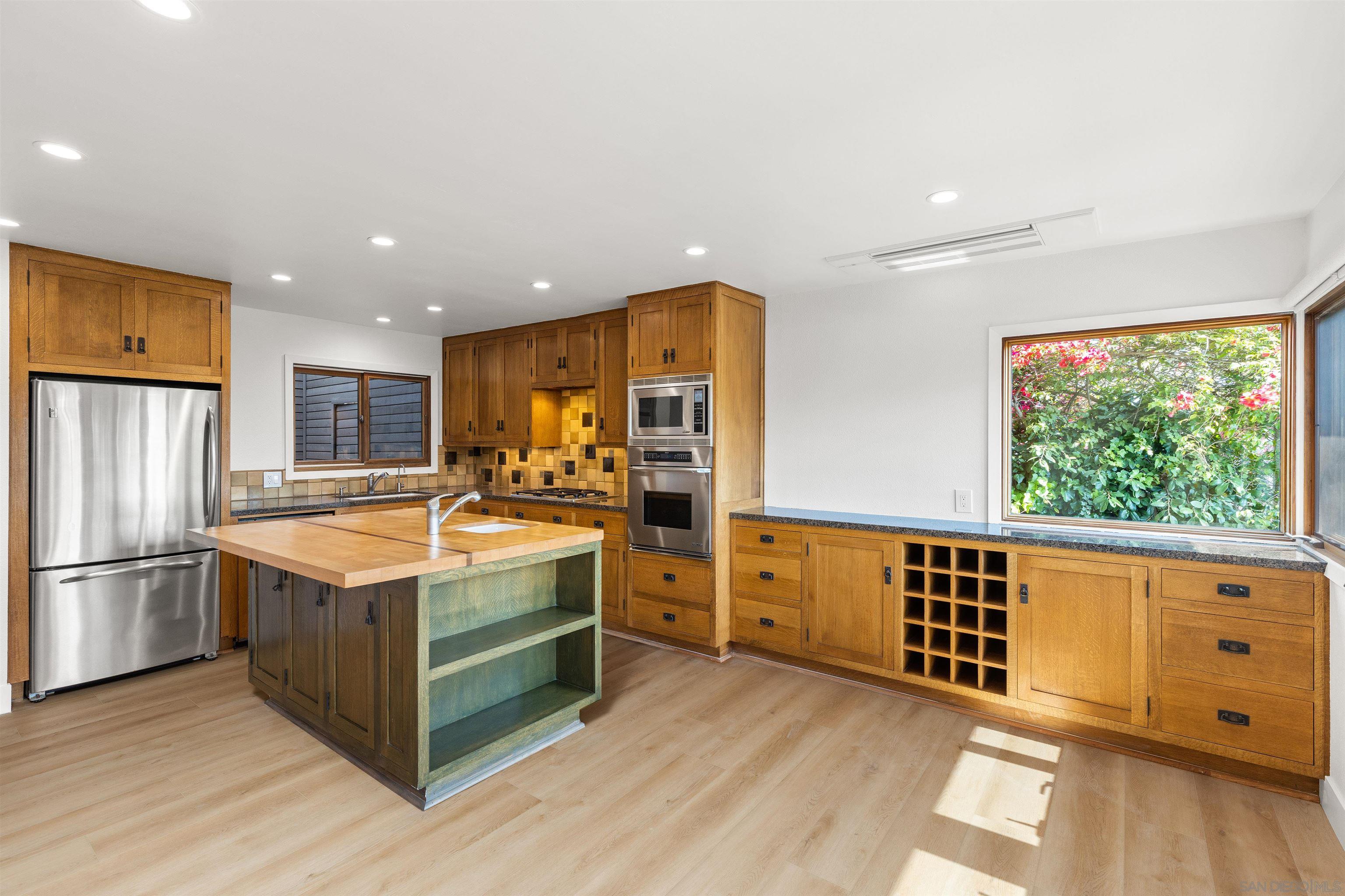 Detail Gallery Image 13 of 45 For 13645  Pine Needles Dr, Del Mar,  CA 92014 - 4 Beds | 2/1 Baths