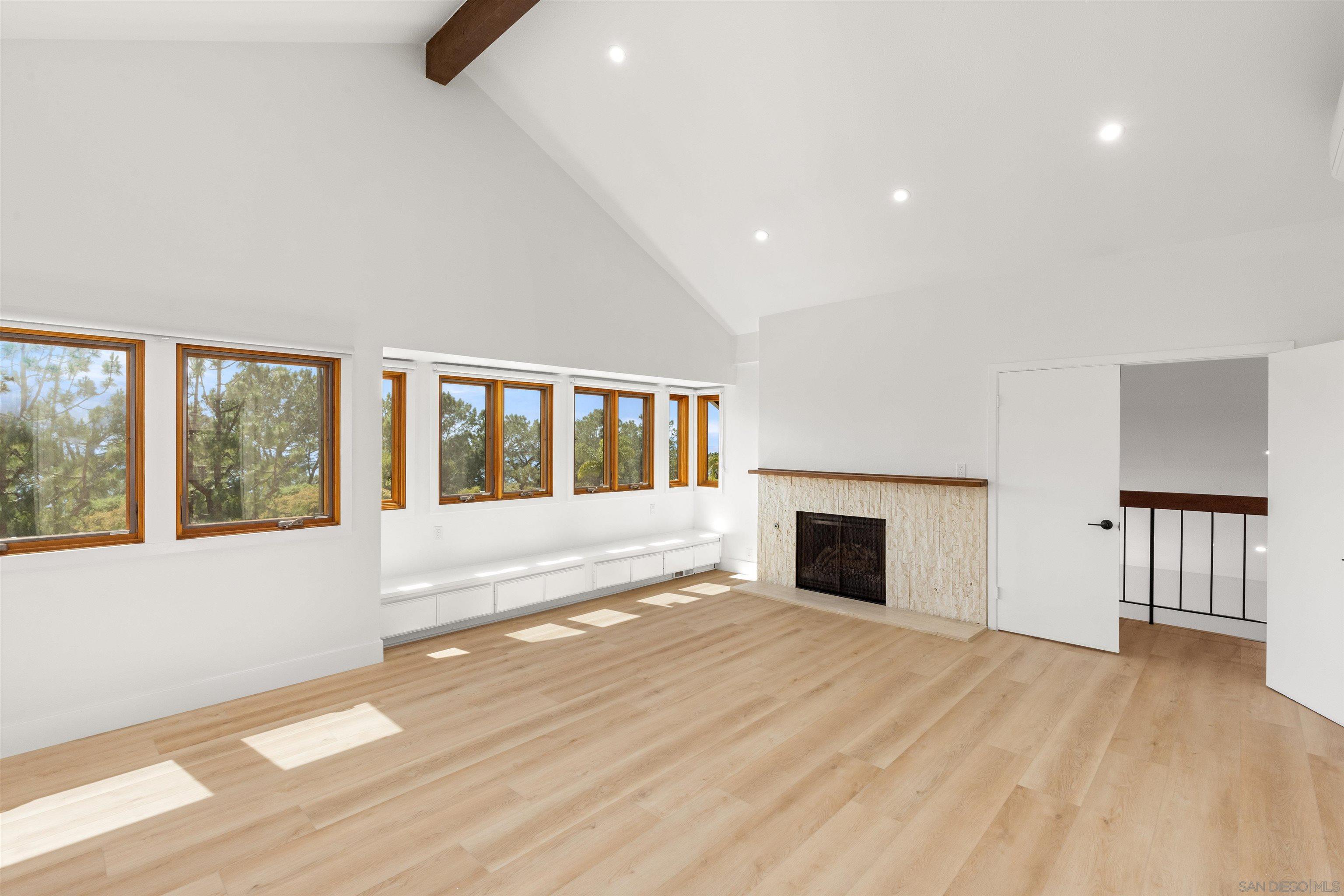 Detail Gallery Image 17 of 45 For 13645  Pine Needles Dr, Del Mar,  CA 92014 - 4 Beds | 2/1 Baths