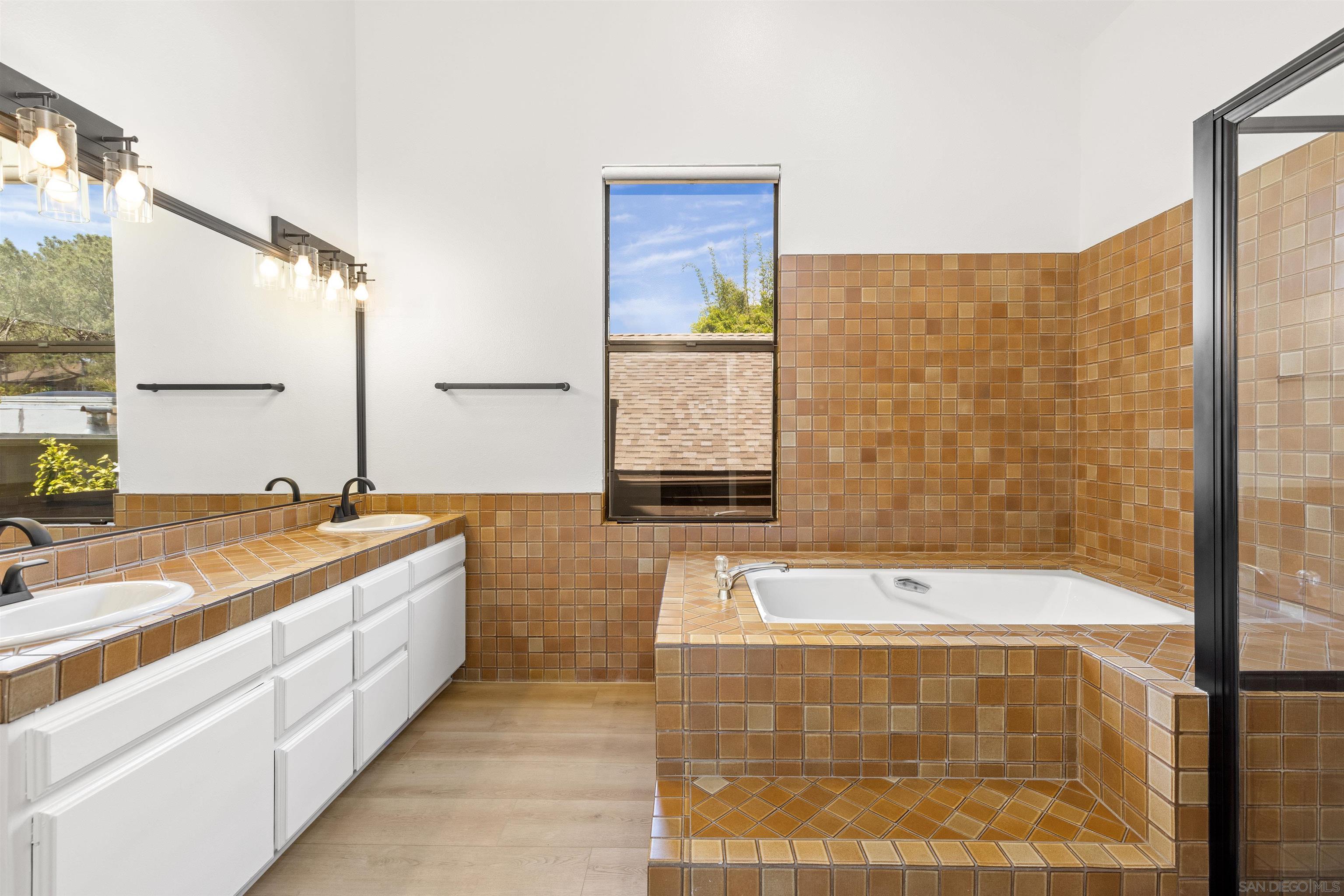 Detail Gallery Image 20 of 45 For 13645  Pine Needles Dr, Del Mar,  CA 92014 - 4 Beds | 2/1 Baths