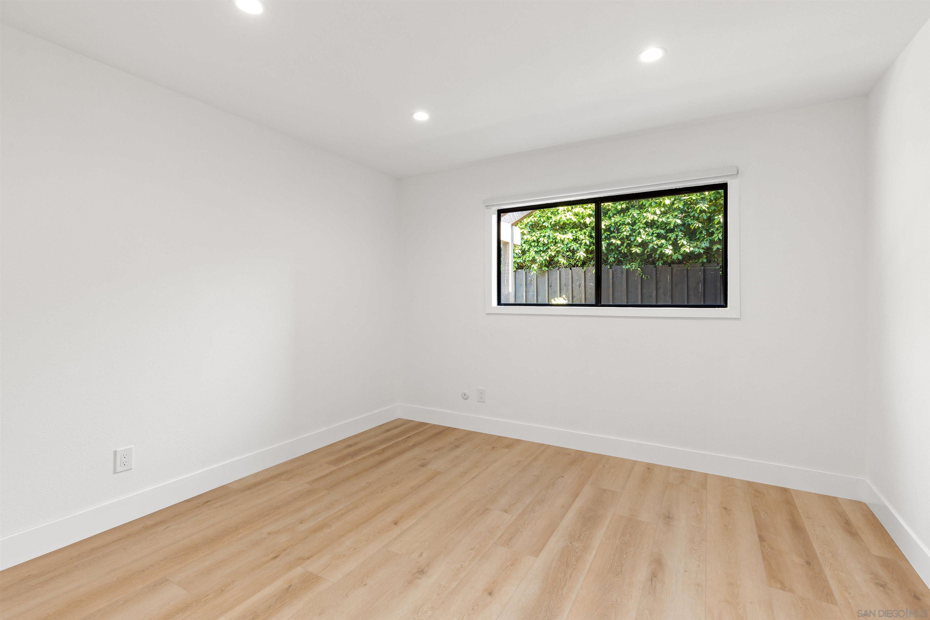 Detail Gallery Image 34 of 45 For 13645  Pine Needles Dr, Del Mar,  CA 92014 - 4 Beds | 2/1 Baths