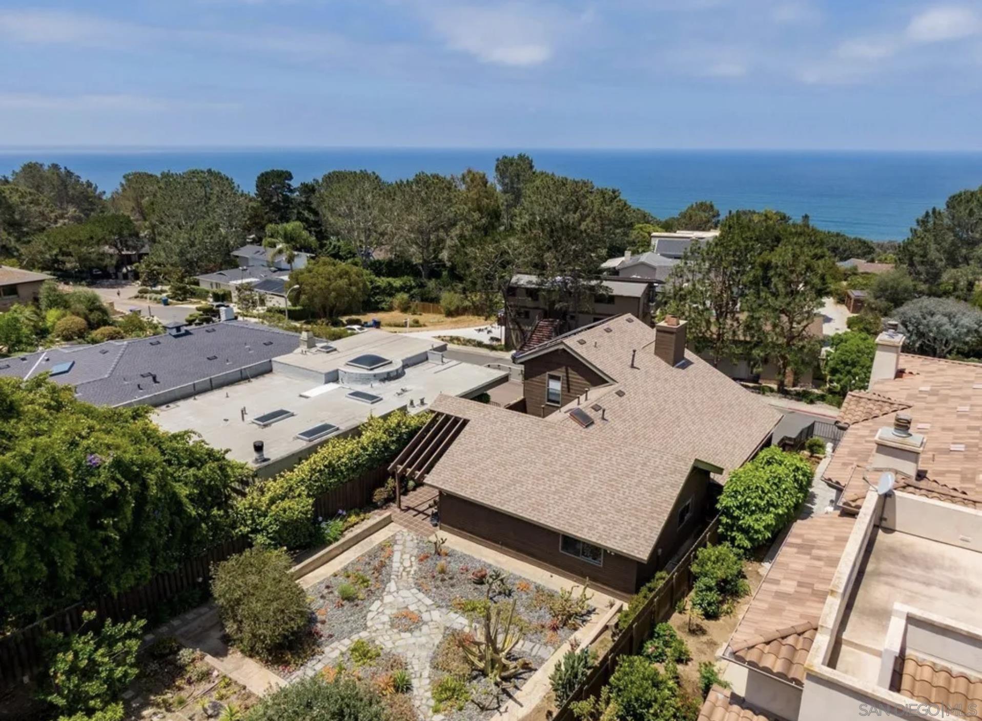 Detail Gallery Image 42 of 45 For 13645  Pine Needles Dr, Del Mar,  CA 92014 - 4 Beds | 2/1 Baths