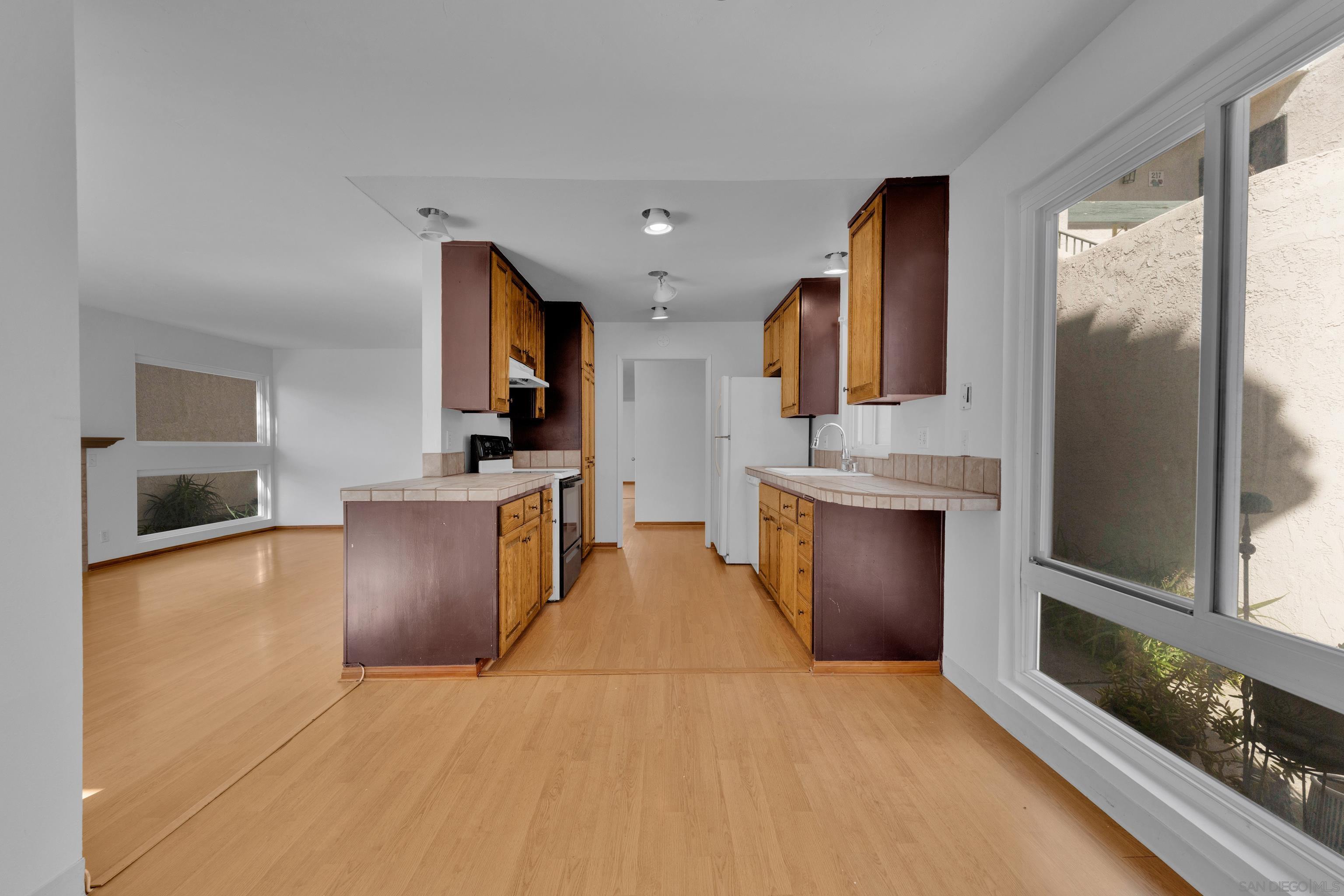 Detail Gallery Image 31 of 51 For 2308  Altisma Way  #118,  Carlsbad,  CA 92009 - 2 Beds | 2 Baths