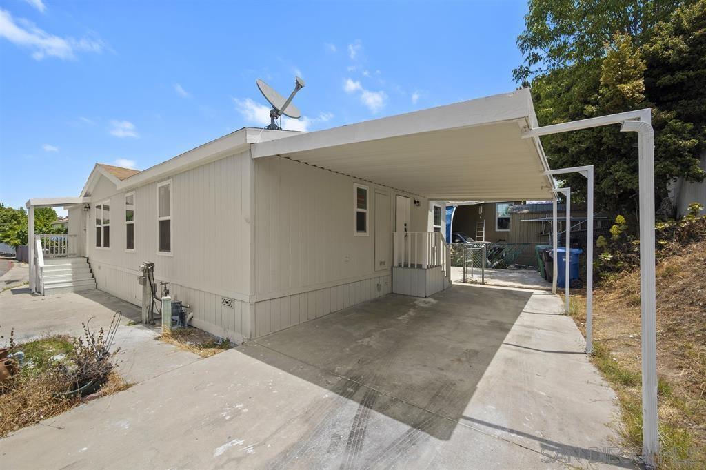 Detail Gallery Image 6 of 25 For 10767  Jamacha Blvd  Spc 62,  Spring Valley,  CA 91978 - 3 Beds | 2 Baths