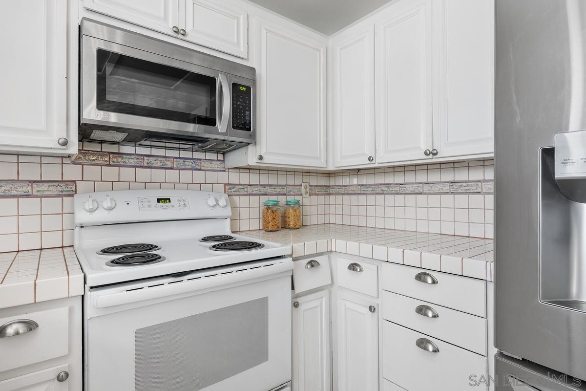 Detail Gallery Image 12 of 24 For 1940  Fairway Circle Dr, San Marcos,  CA 92078 - 3 Beds | 2 Baths