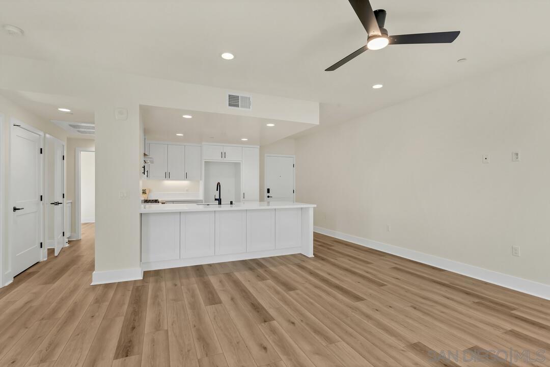 Detail Gallery Image 10 of 25 For 1103  Catania Dr  104, Encinitas,  CA 92024 - 2 Beds | 2 Baths