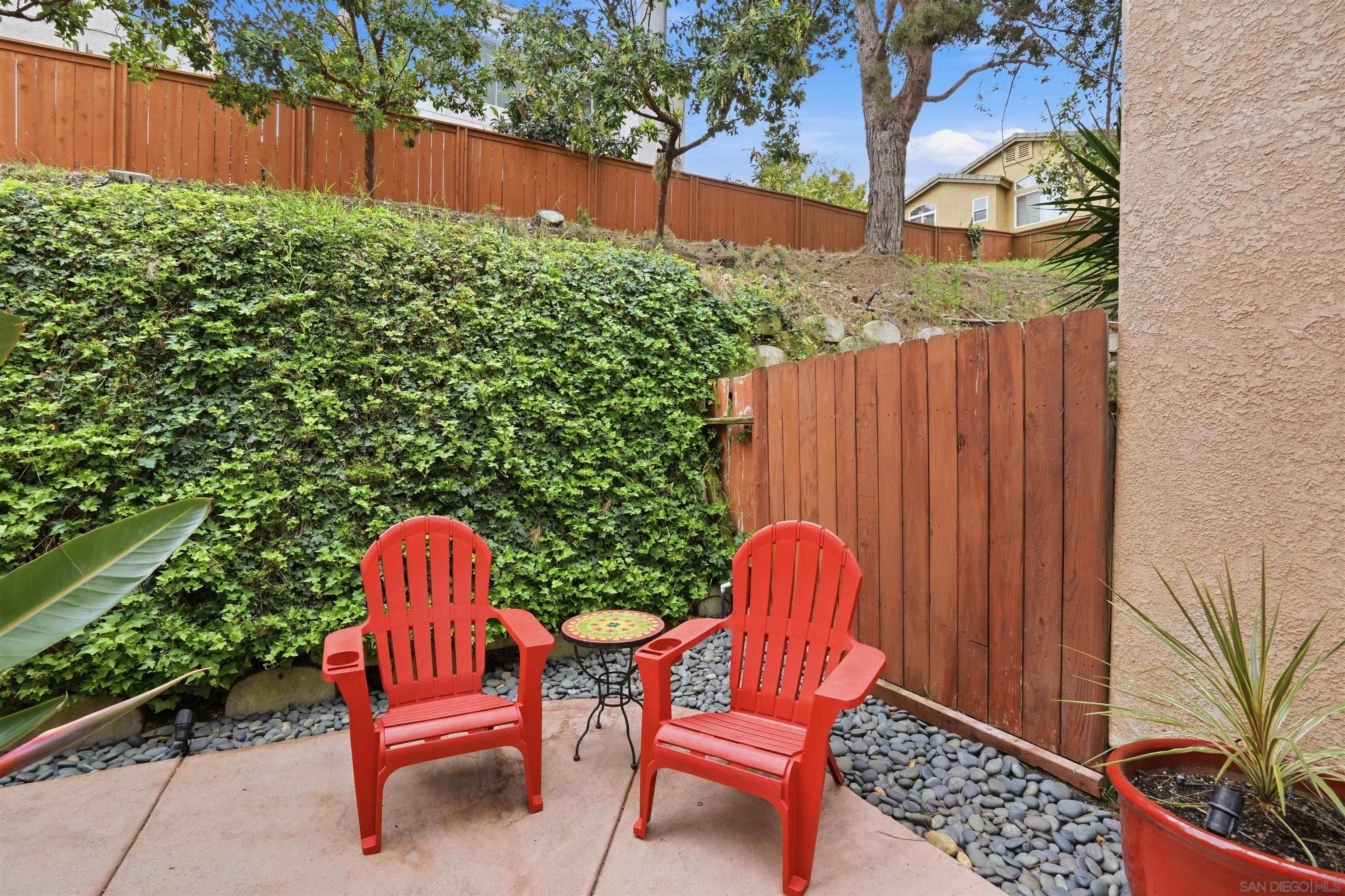 Detail Gallery Image 15 of 33 For 10973  Caminito Arcada, San Diego,  CA 92131 - 3 Beds | 2/1 Baths