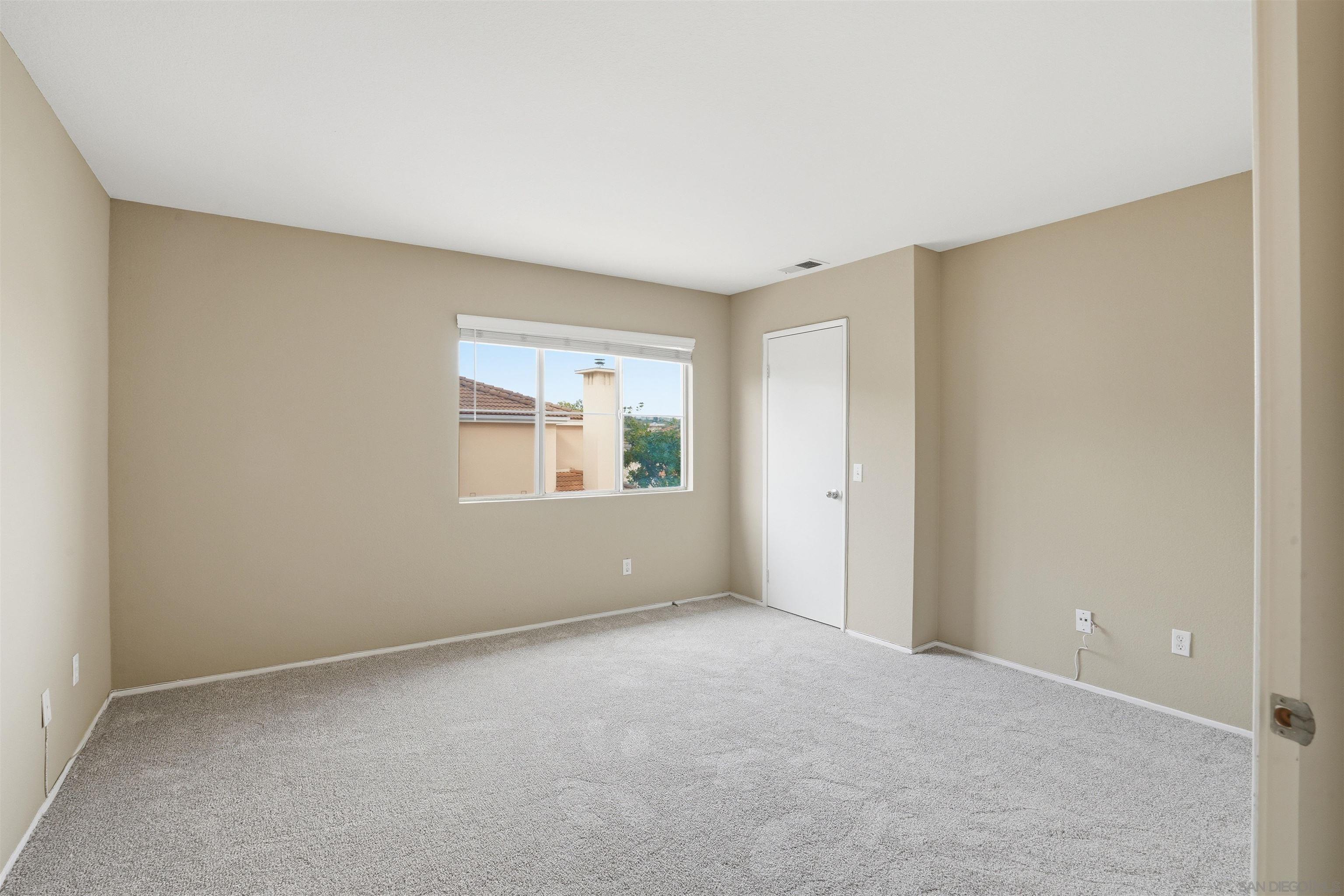 Detail Gallery Image 19 of 33 For 10973  Caminito Arcada, San Diego,  CA 92131 - 3 Beds | 2/1 Baths