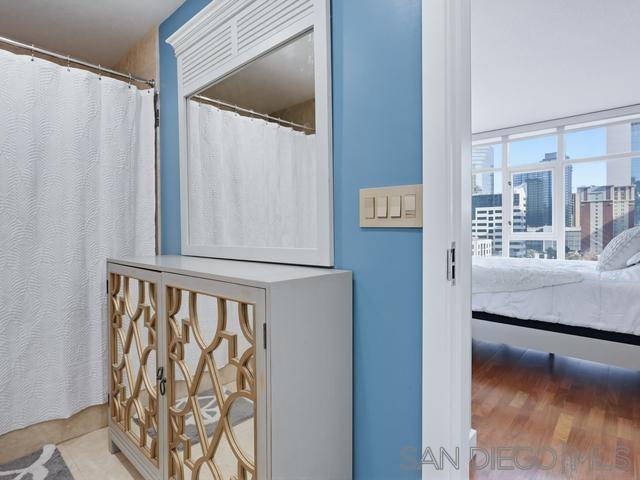 Detail Gallery Image 29 of 46 For 1199  Pacific Hwy  1303, San Diego,  CA 92101 - 1 Beds | 1/1 Baths