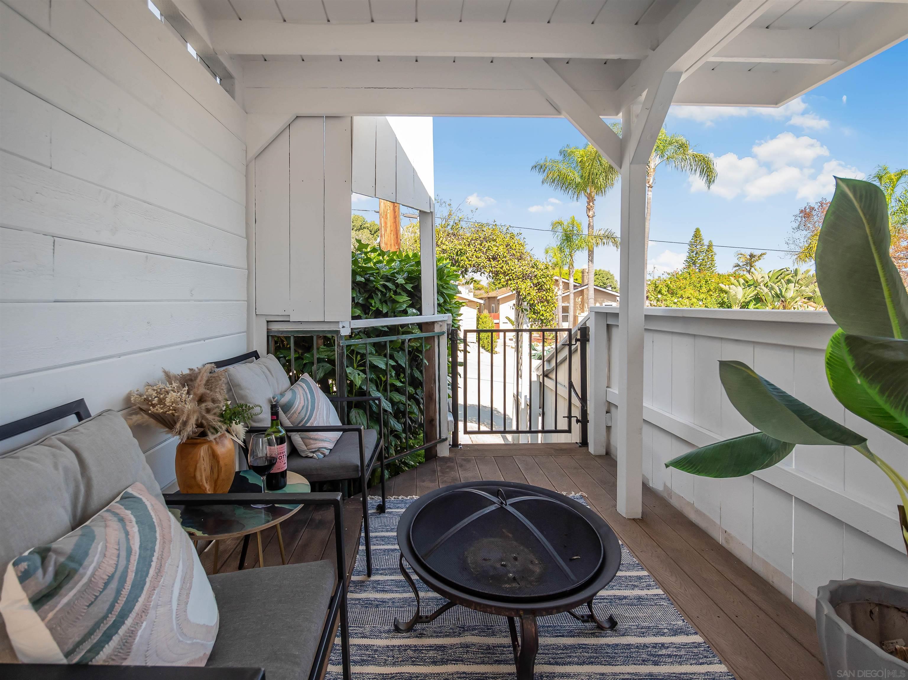 Detail Gallery Image 21 of 45 For 3021-3023  Sterne, San Diego,  CA 92106 - – Beds | – Baths