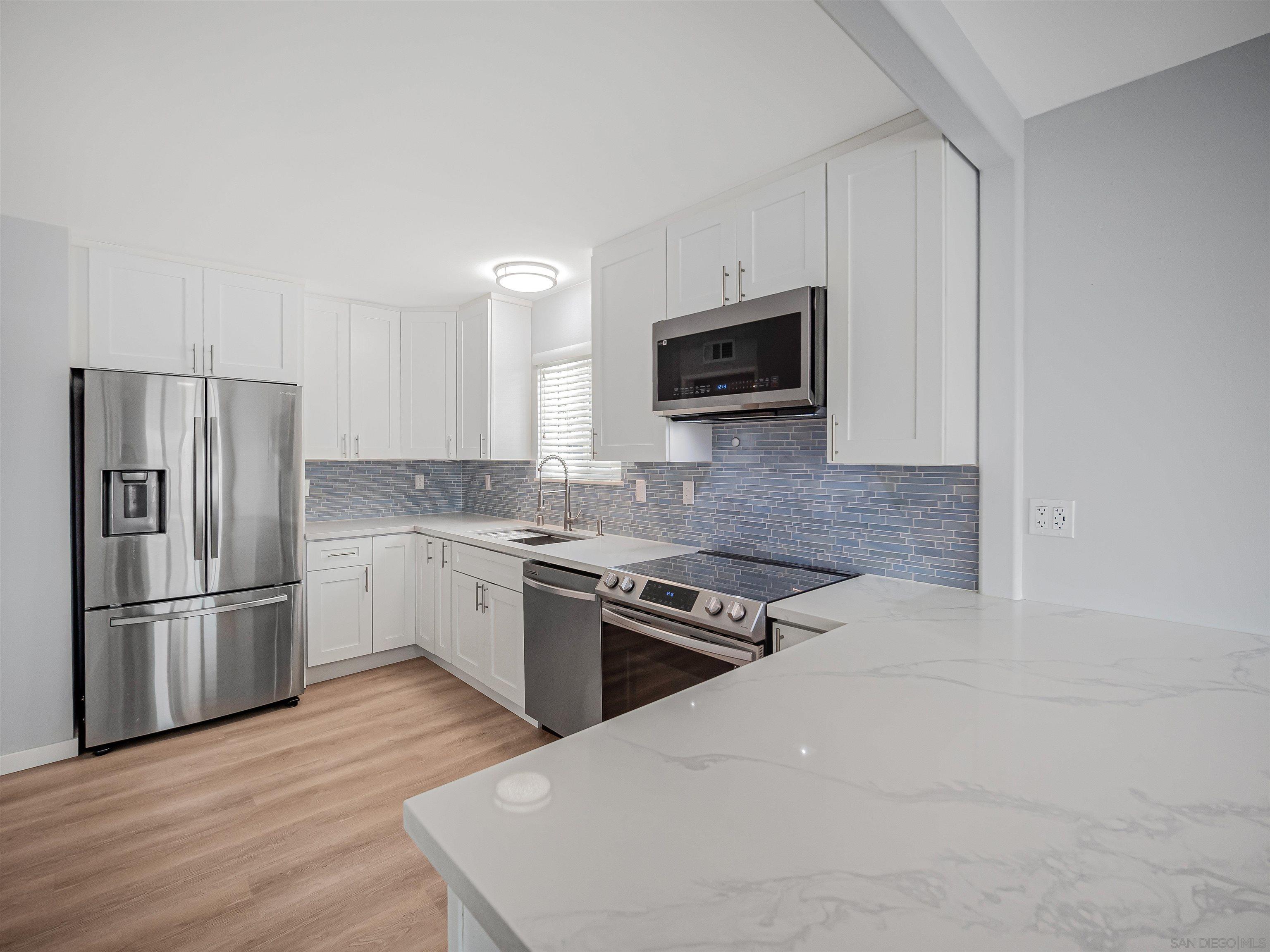 Detail Gallery Image 33 of 45 For 3021-3023  Sterne, San Diego,  CA 92106 - – Beds | – Baths