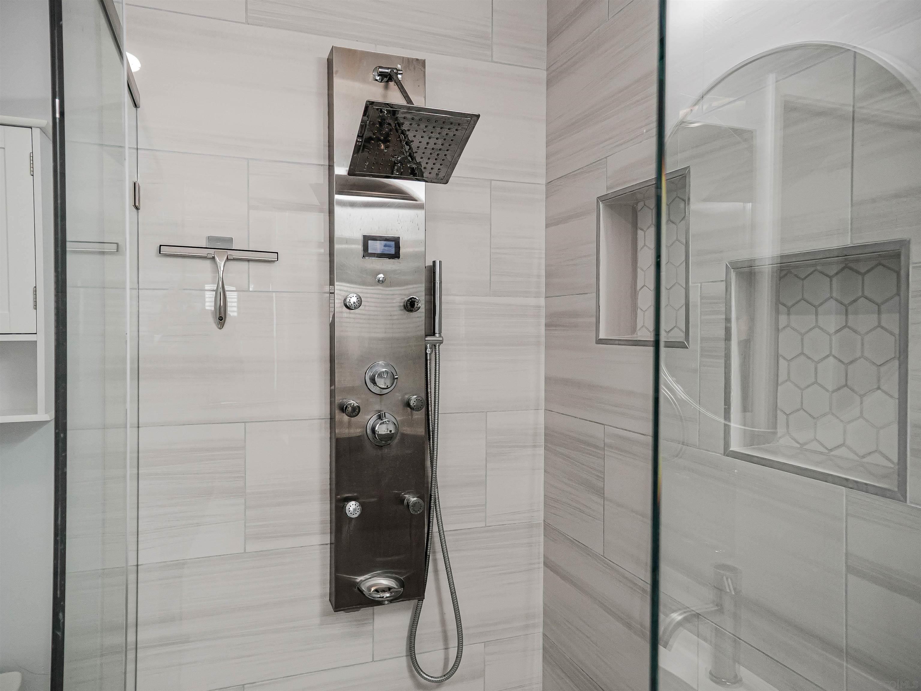 Detail Gallery Image 39 of 45 For 3021-3023  Sterne, San Diego,  CA 92106 - – Beds | – Baths