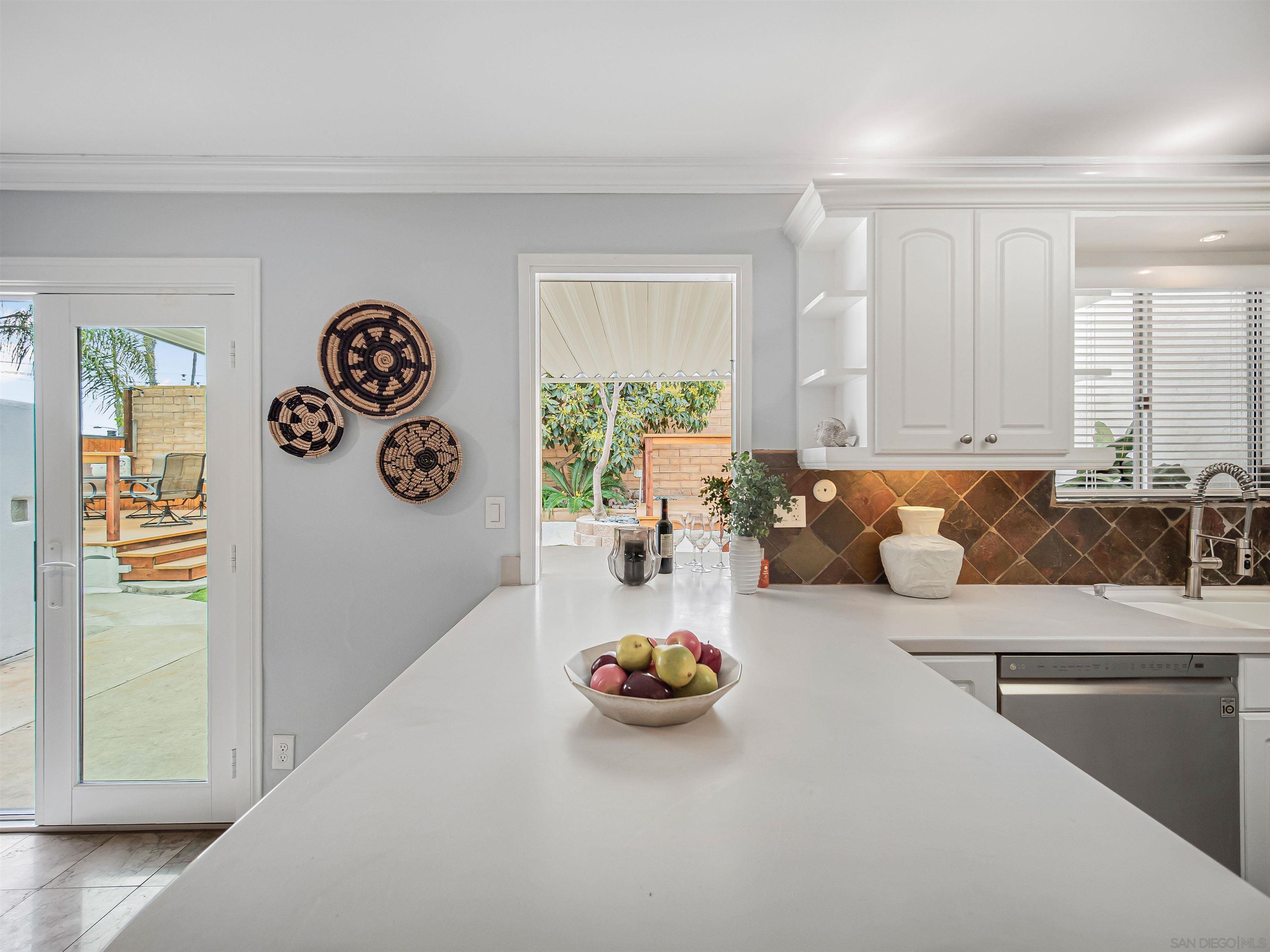 Detail Gallery Image 7 of 45 For 3021-3023  Sterne, San Diego,  CA 92106 - – Beds | – Baths