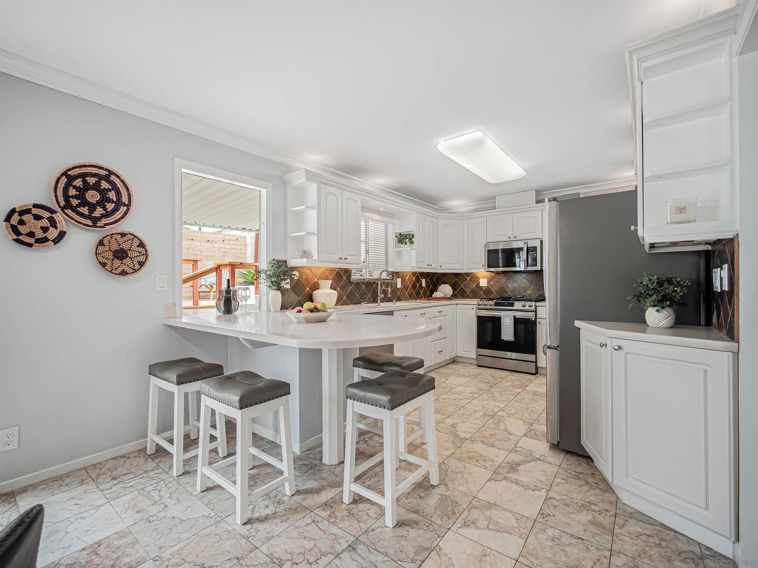 Detail Gallery Image 9 of 45 For 3021-3023  Sterne, San Diego,  CA 92106 - – Beds | – Baths