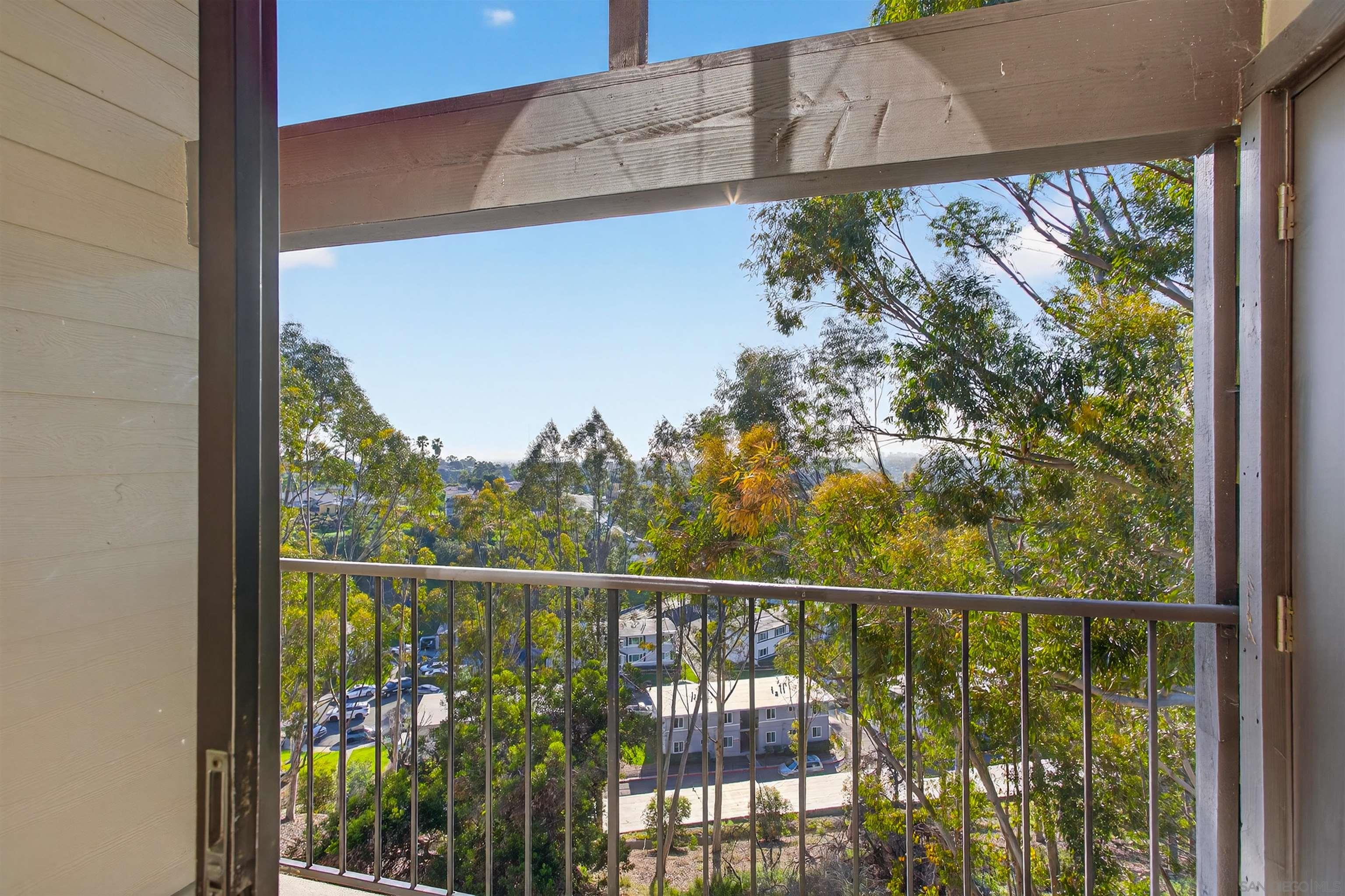 Detail Gallery Image 14 of 34 For 3980  Faircross Pl  #36,  San Diego,  CA 92115 - 2 Beds | 2 Baths