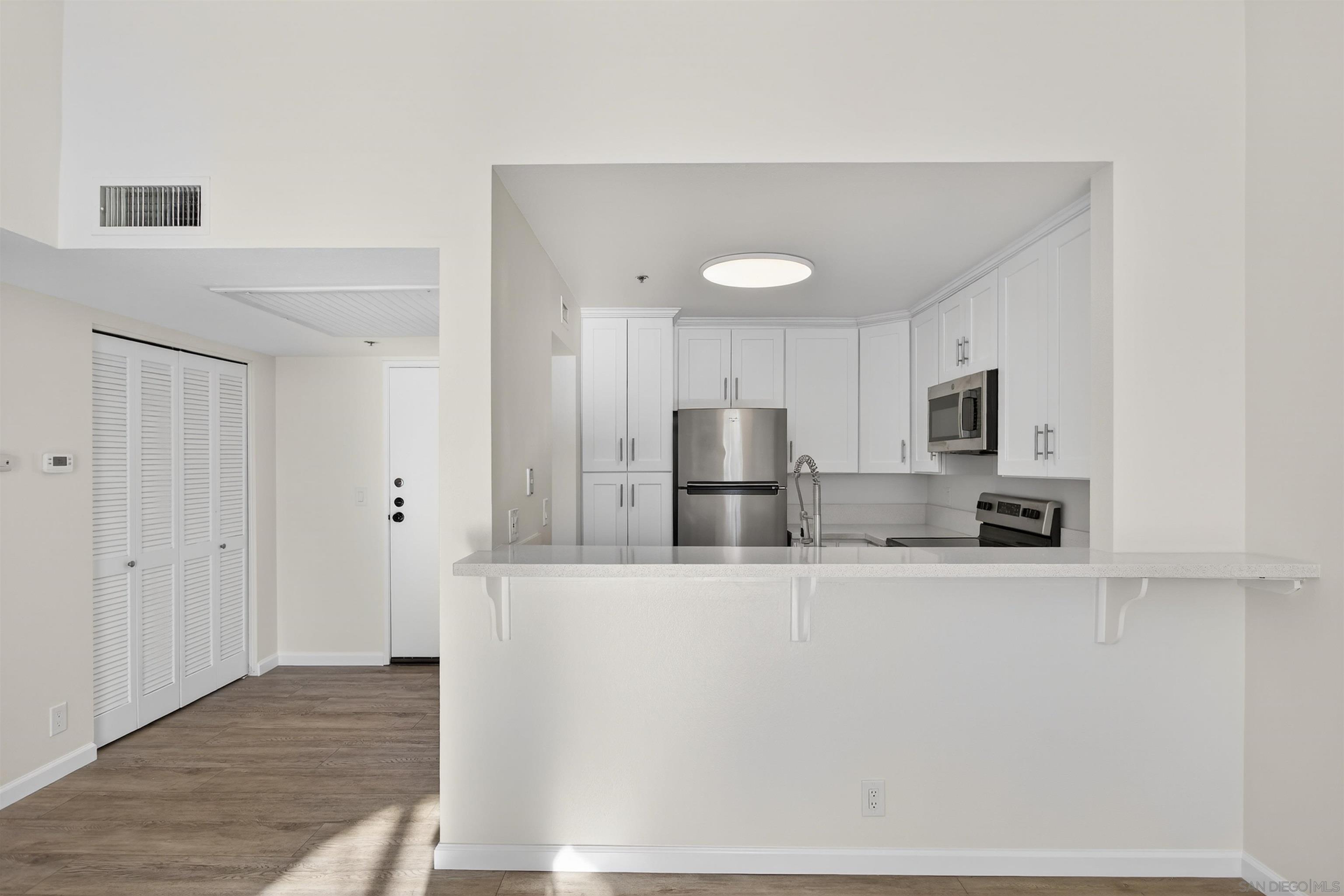 Detail Gallery Image 3 of 34 For 3980  Faircross Pl  #36,  San Diego,  CA 92115 - 2 Beds | 2 Baths