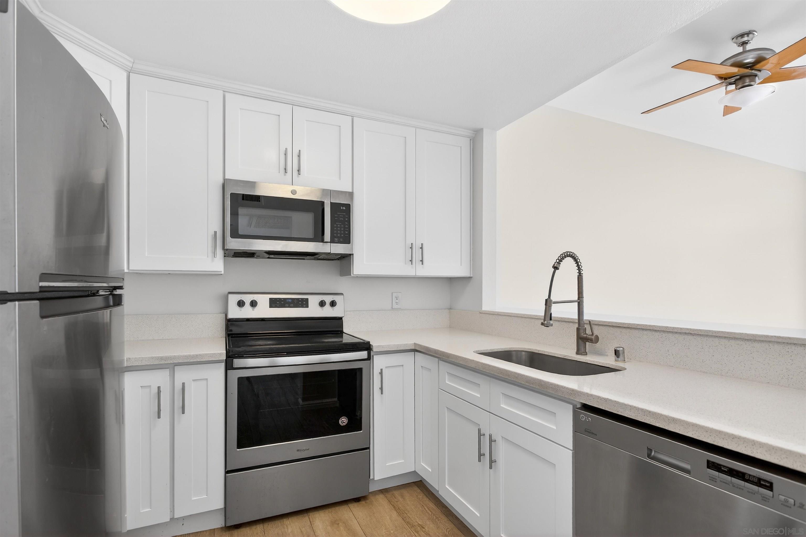 Detail Gallery Image 6 of 34 For 3980  Faircross Pl  #36,  San Diego,  CA 92115 - 2 Beds | 2 Baths