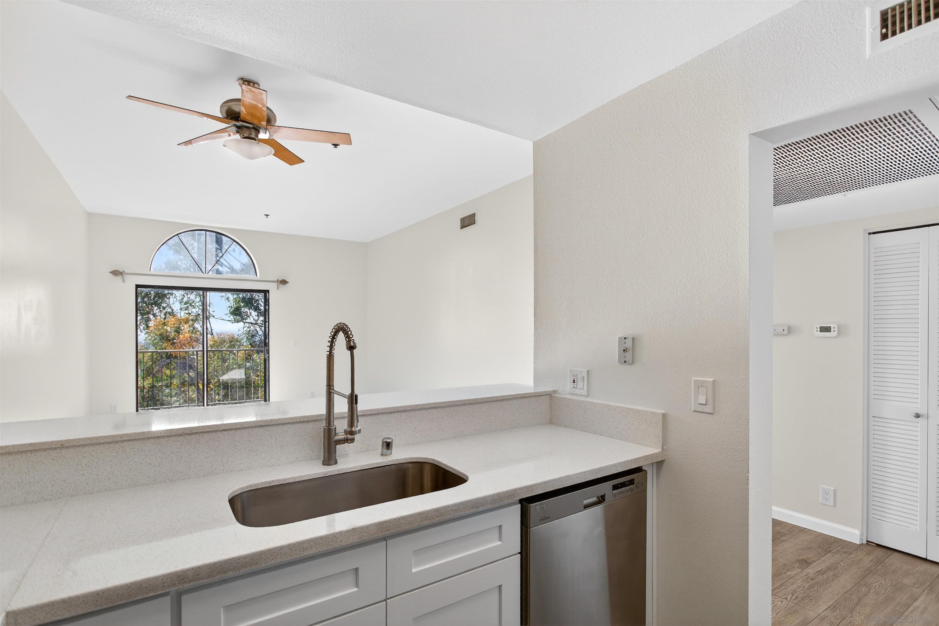 Detail Gallery Image 7 of 34 For 3980  Faircross Pl  #36,  San Diego,  CA 92115 - 2 Beds | 2 Baths