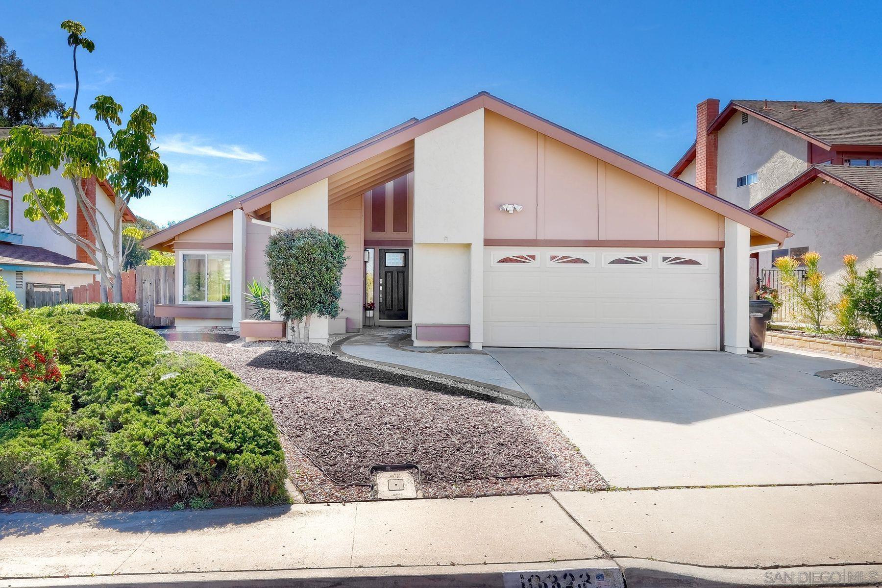 Detail Gallery Image 2 of 44 For 13323  Thunderhead St, San Diego,  CA 92129 - 4 Beds | 2 Baths