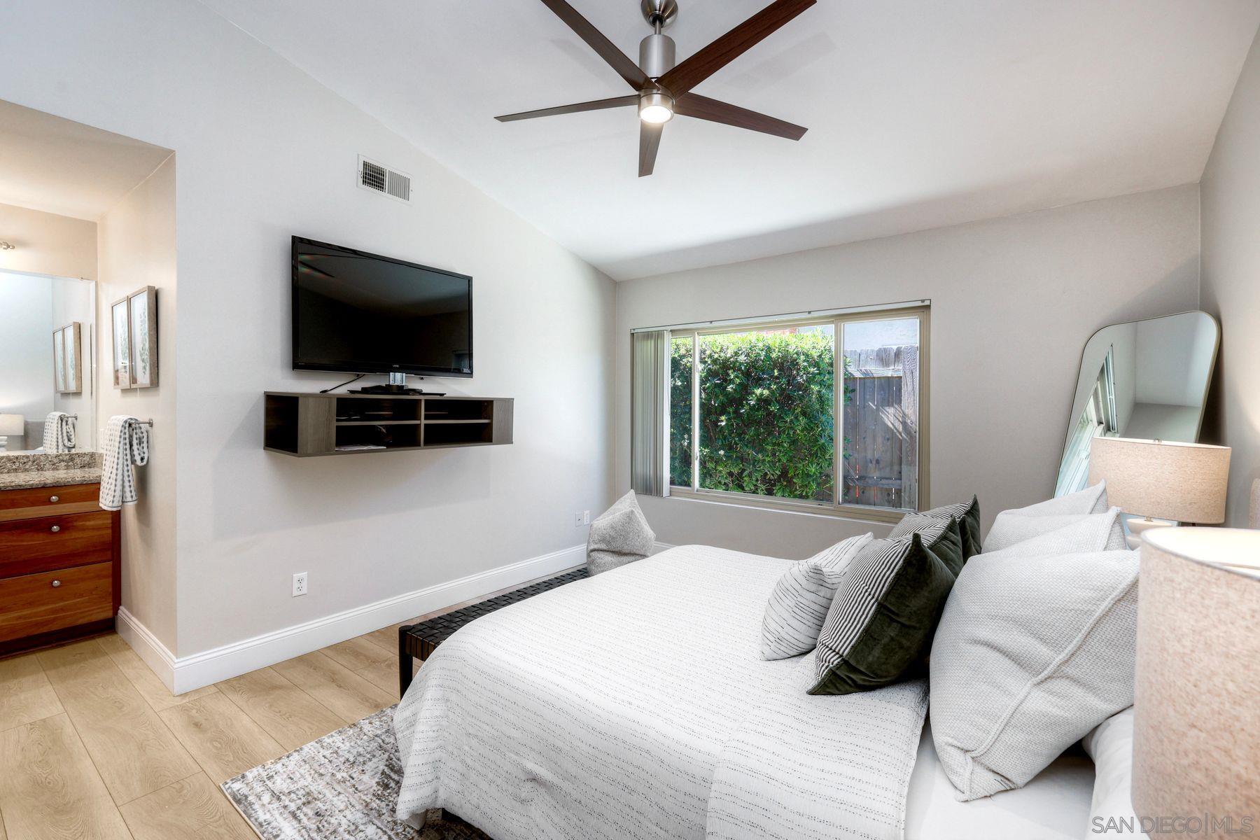 Detail Gallery Image 17 of 44 For 13323  Thunderhead St, San Diego,  CA 92129 - 4 Beds | 2 Baths