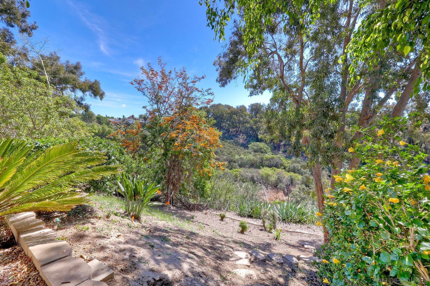 Detail Gallery Image 33 of 44 For 13323  Thunderhead St, San Diego,  CA 92129 - 4 Beds | 2 Baths