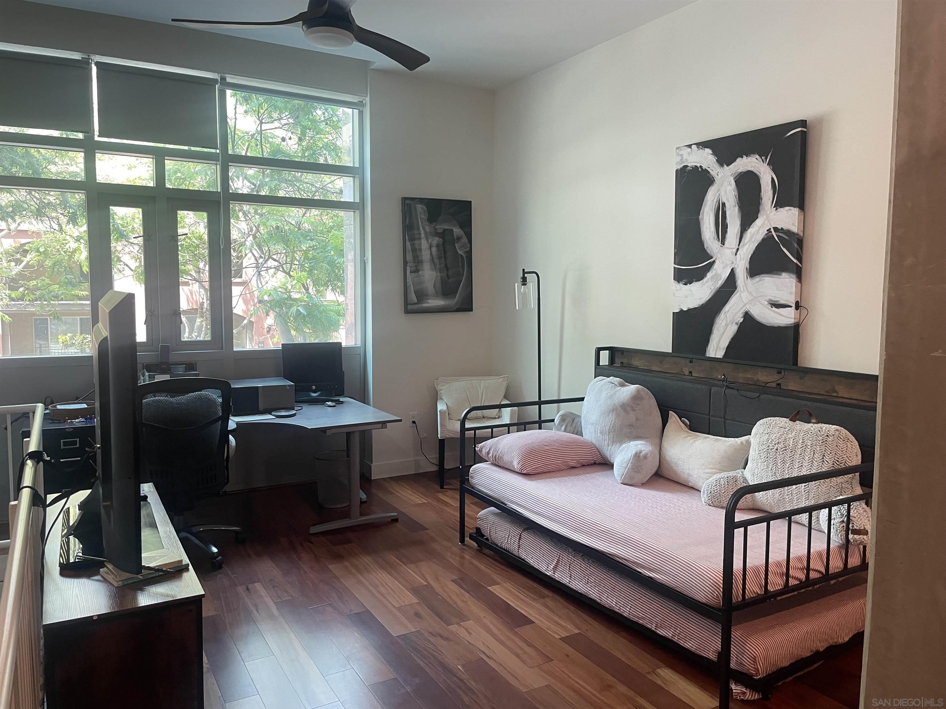 Detail Gallery Image 5 of 21 For 801  Ash St  101, San Diego,  CA 92101 - 2 Beds | 2 Baths