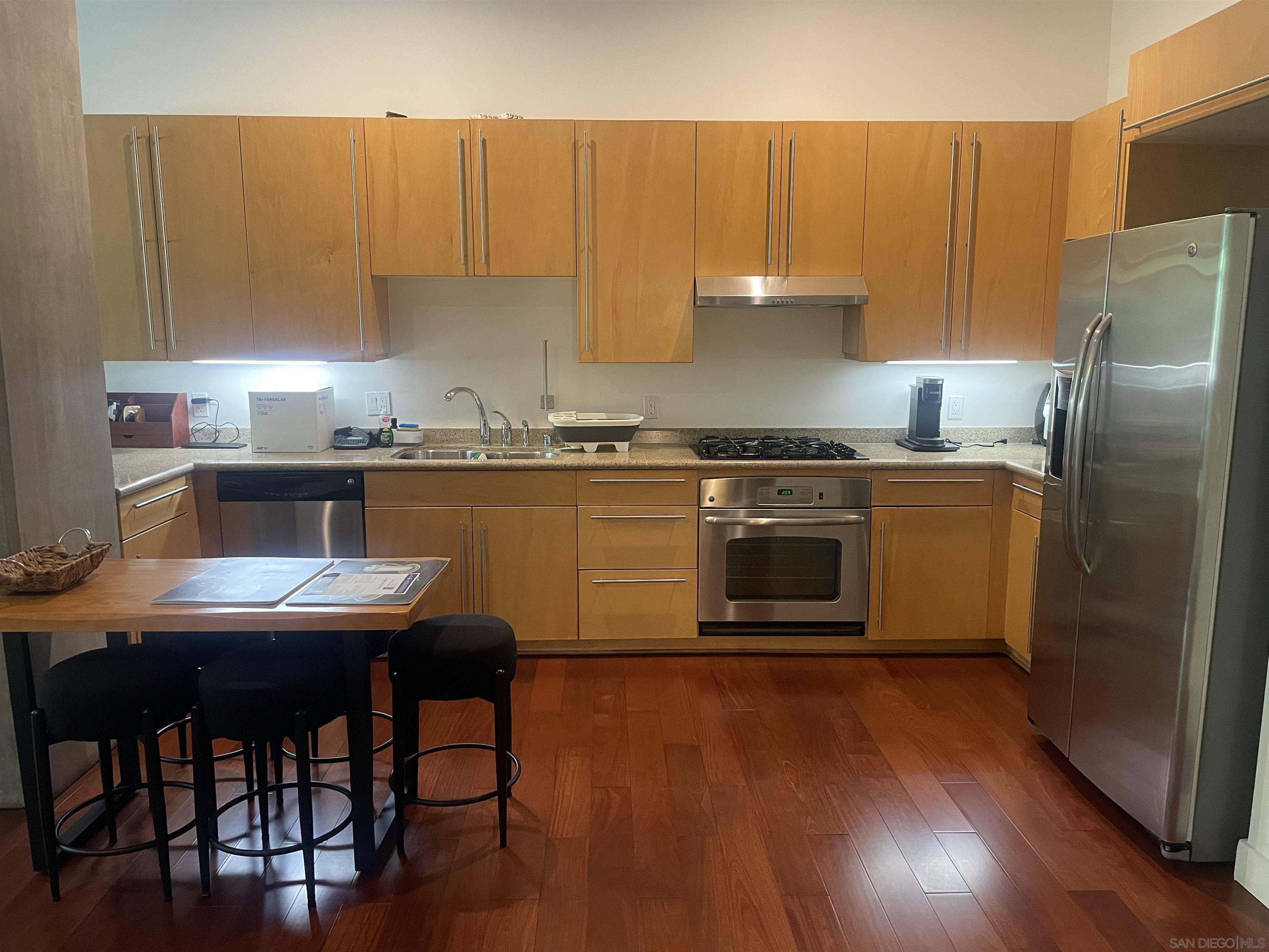 Detail Gallery Image 8 of 21 For 801  Ash St  101, San Diego,  CA 92101 - 2 Beds | 2 Baths