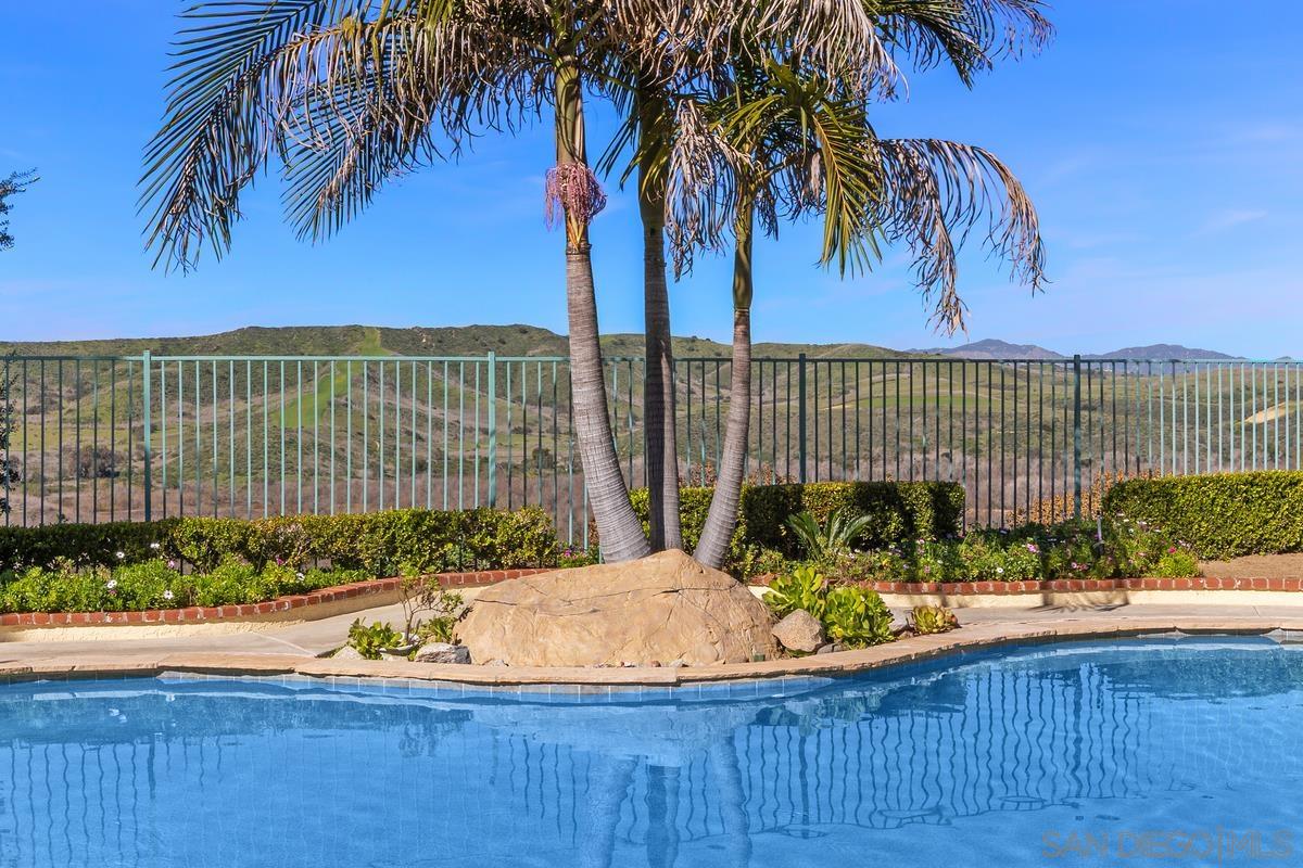 Detail Gallery Image 37 of 43 For 4863  Marblehead Bay Dr, Oceanside,  CA 92057 - 4 Beds | 3 Baths