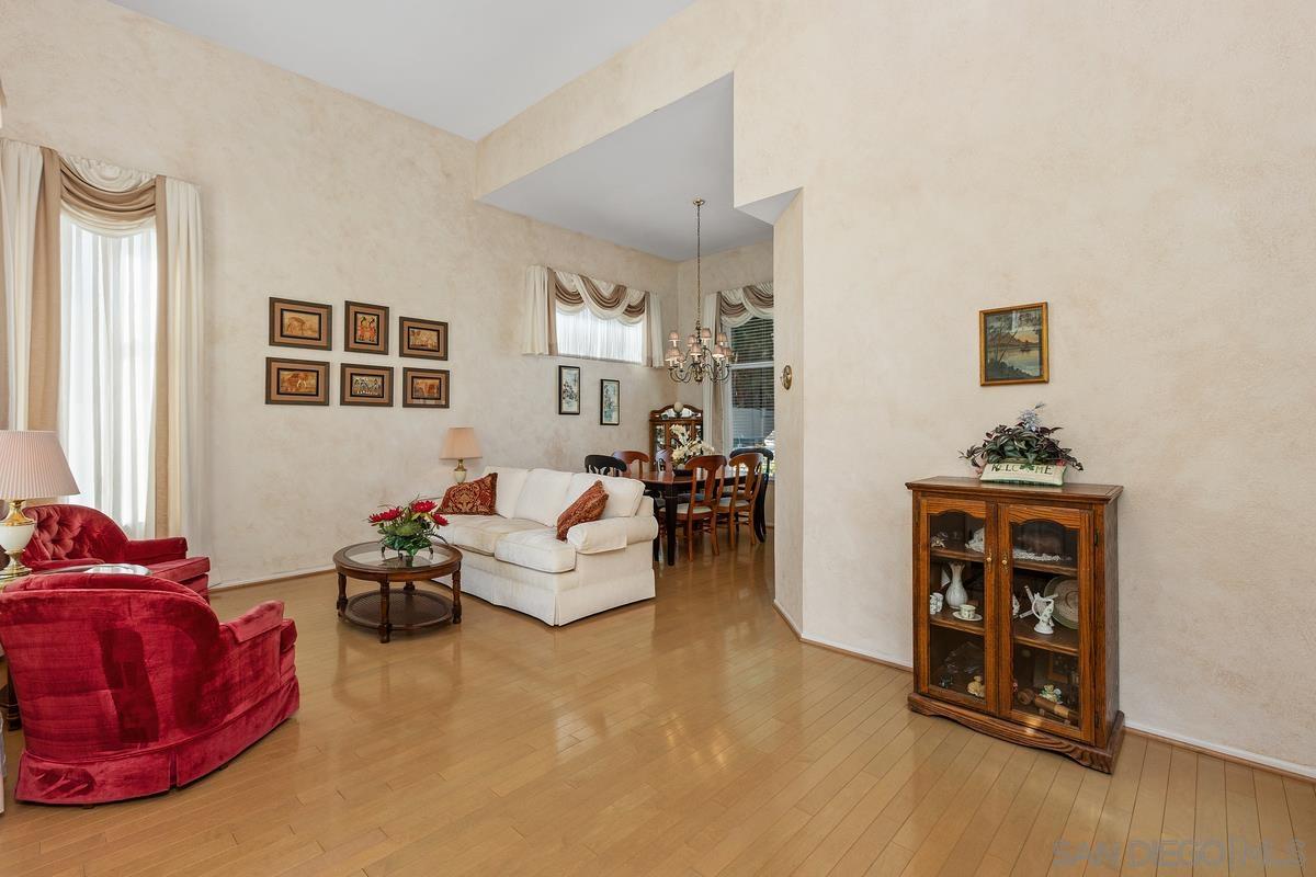 Detail Gallery Image 6 of 43 For 4863  Marblehead Bay Dr, Oceanside,  CA 92057 - 4 Beds | 3 Baths