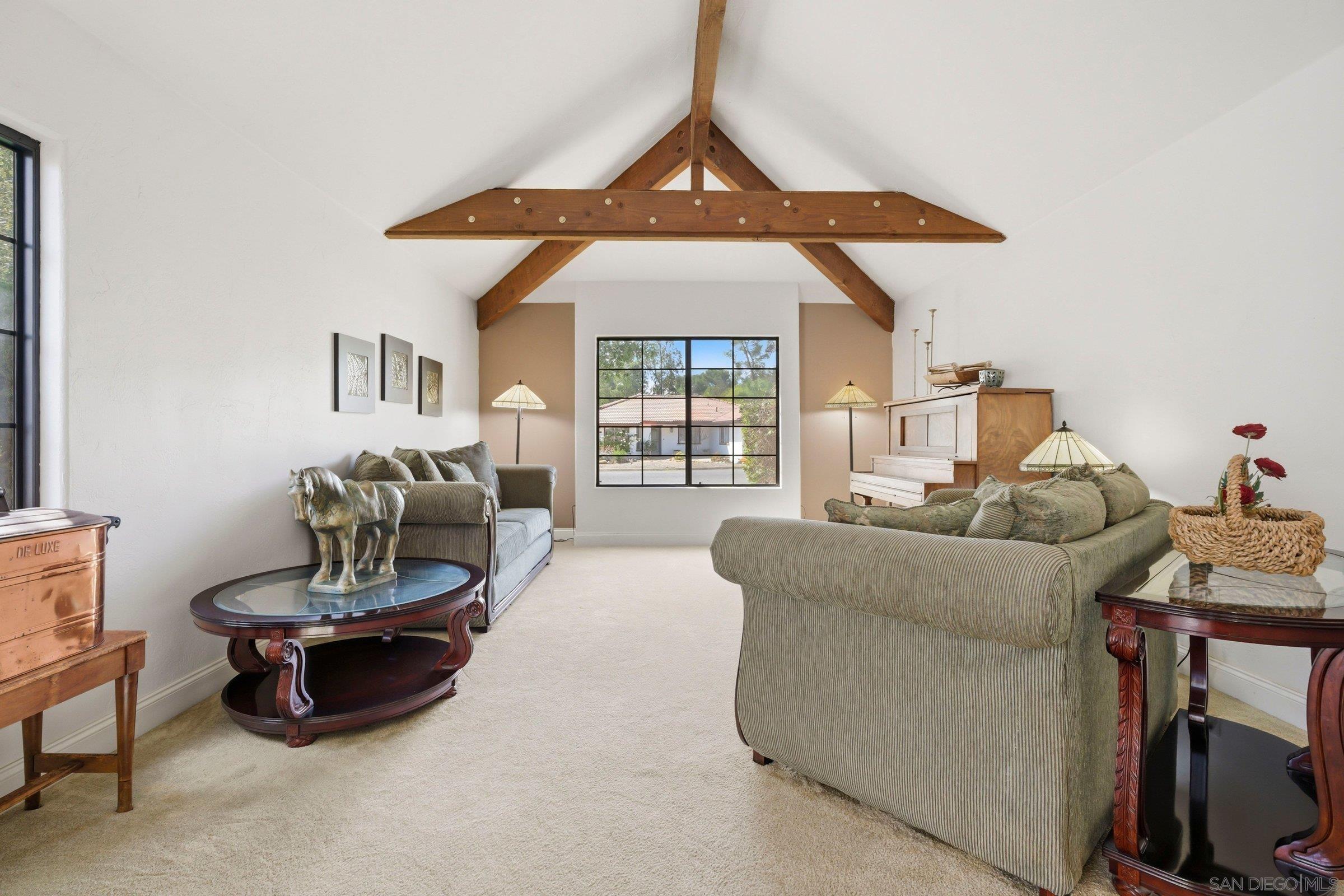 Detail Gallery Image 11 of 33 For 15927  Litten Way, Ramona,  CA 92065 - 4 Beds | 2 Baths