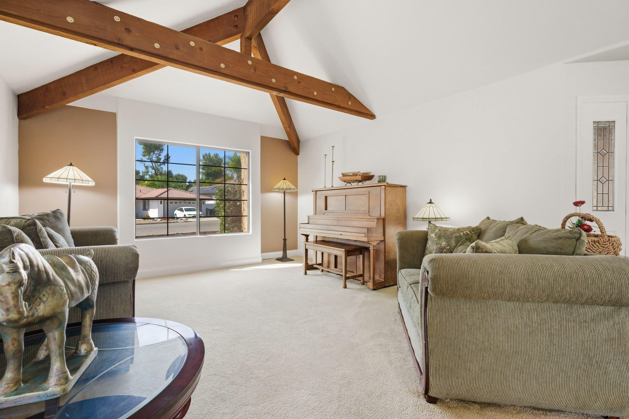 Detail Gallery Image 12 of 33 For 15927  Litten Way, Ramona,  CA 92065 - 4 Beds | 2 Baths