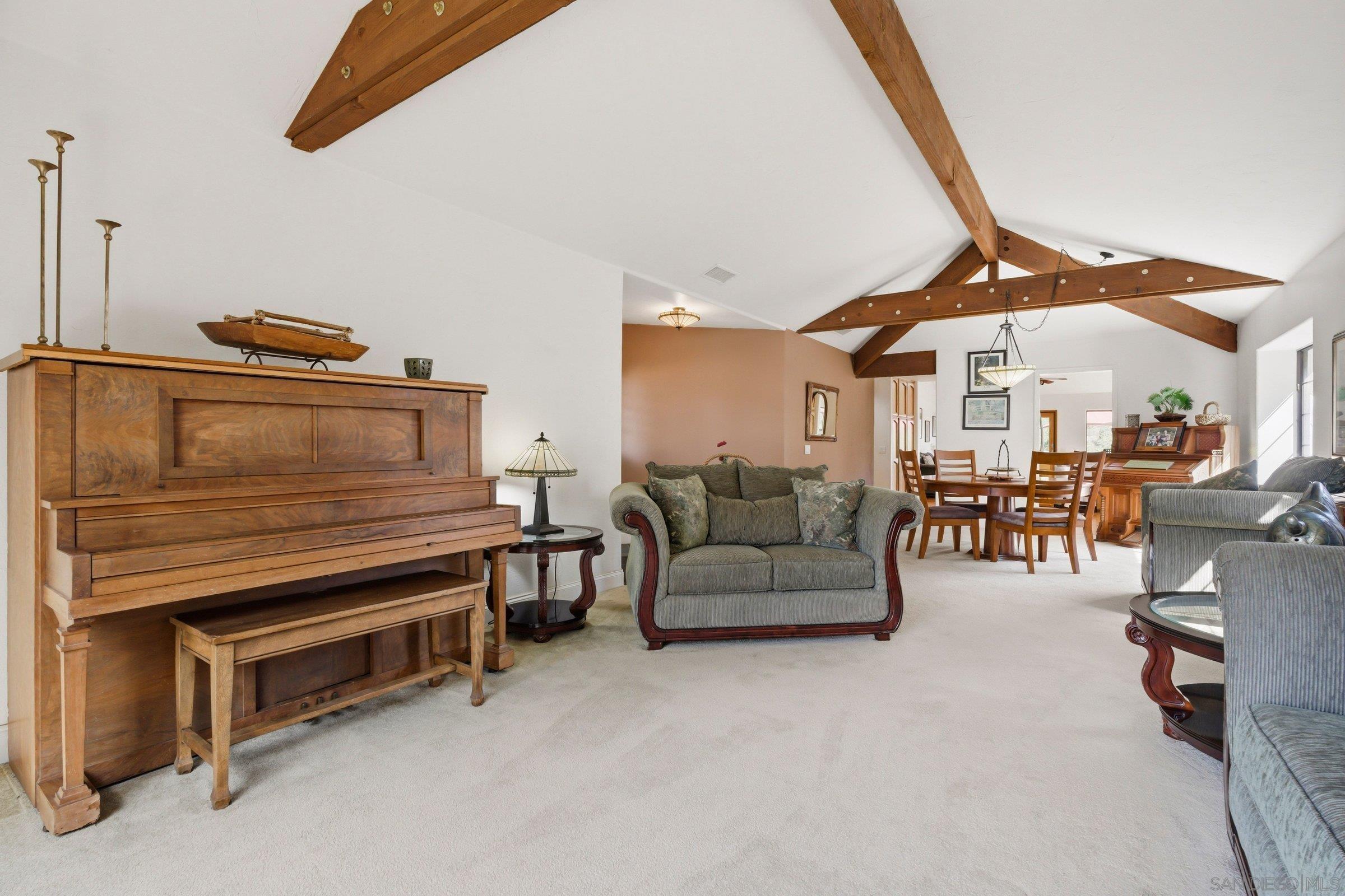 Detail Gallery Image 13 of 33 For 15927  Litten Way, Ramona,  CA 92065 - 4 Beds | 2 Baths