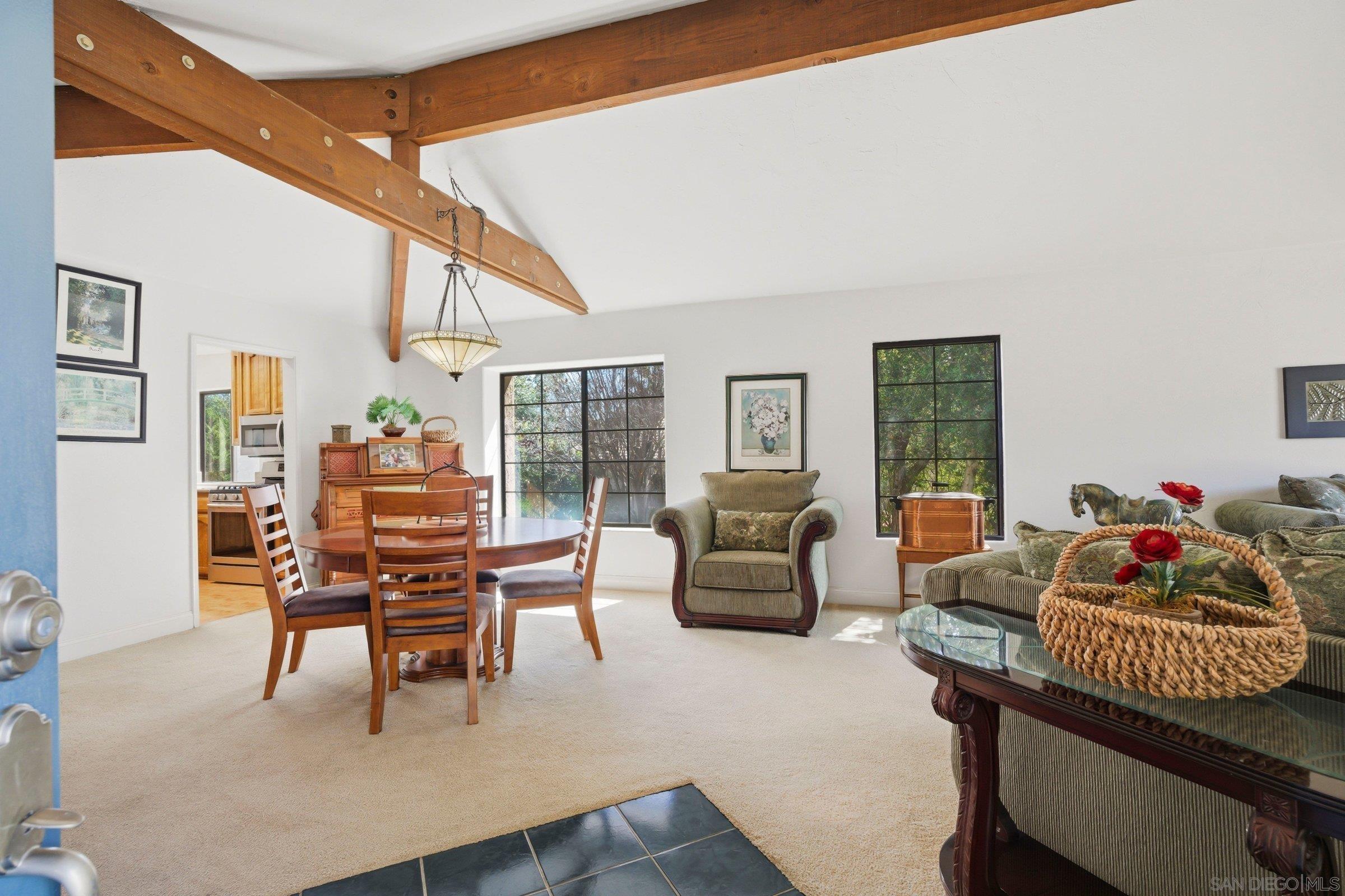 Detail Gallery Image 10 of 33 For 15927  Litten Way, Ramona,  CA 92065 - 4 Beds | 2 Baths