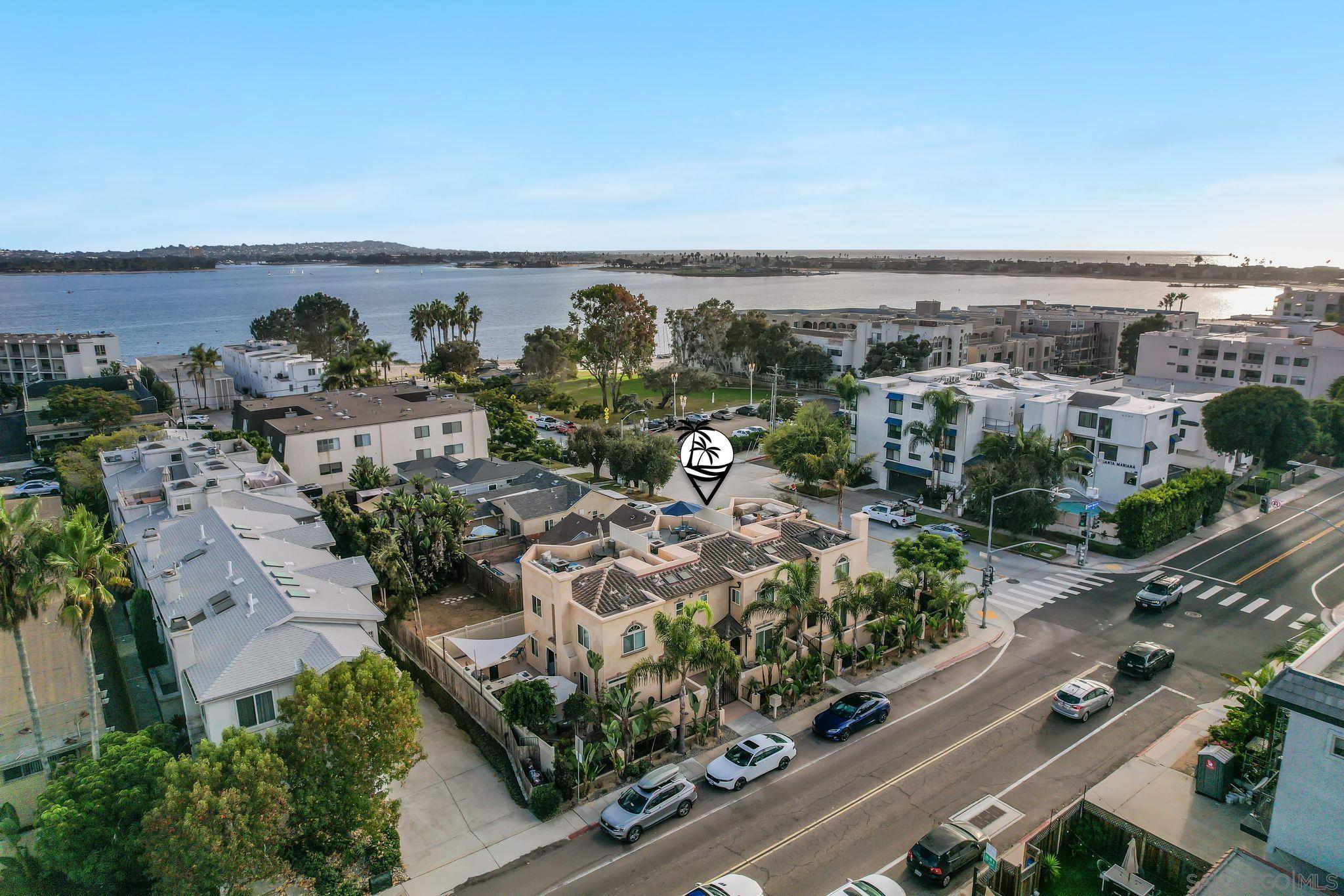 Detail Gallery Image 3 of 73 For 1311-15  Pacific Beach Dr, San Diego,  CA 92109 - – Beds | – Baths