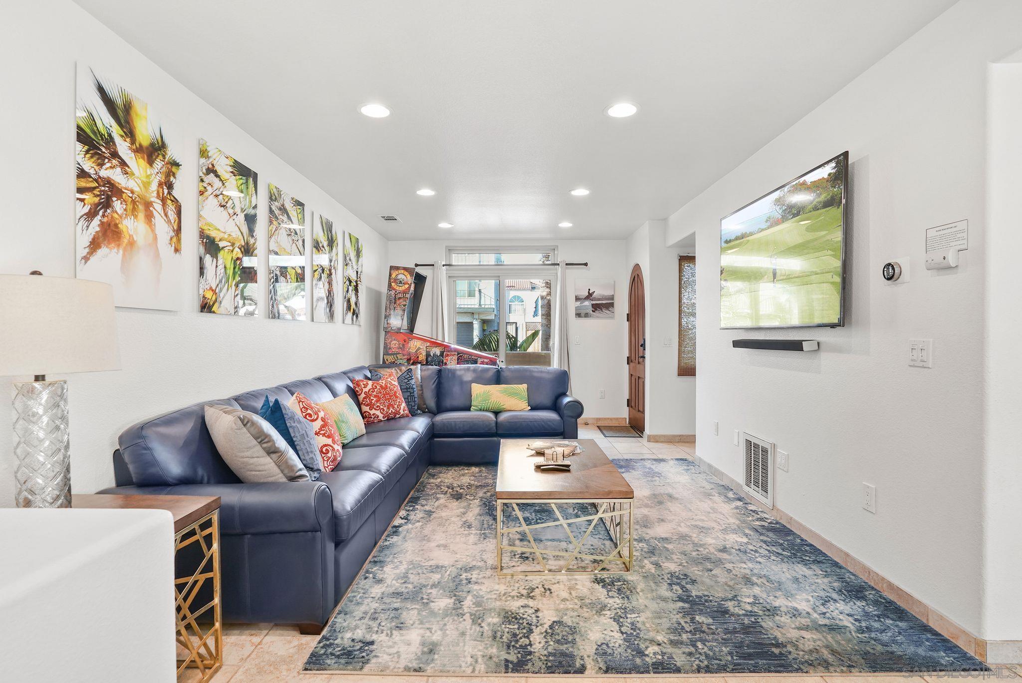 Detail Gallery Image 32 of 73 For 1311-15  Pacific Beach Dr, San Diego,  CA 92109 - – Beds | – Baths