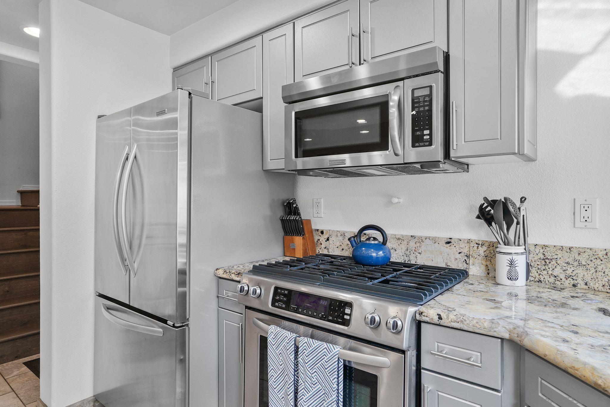 Detail Gallery Image 35 of 73 For 1311-15  Pacific Beach Dr, San Diego,  CA 92109 - – Beds | – Baths