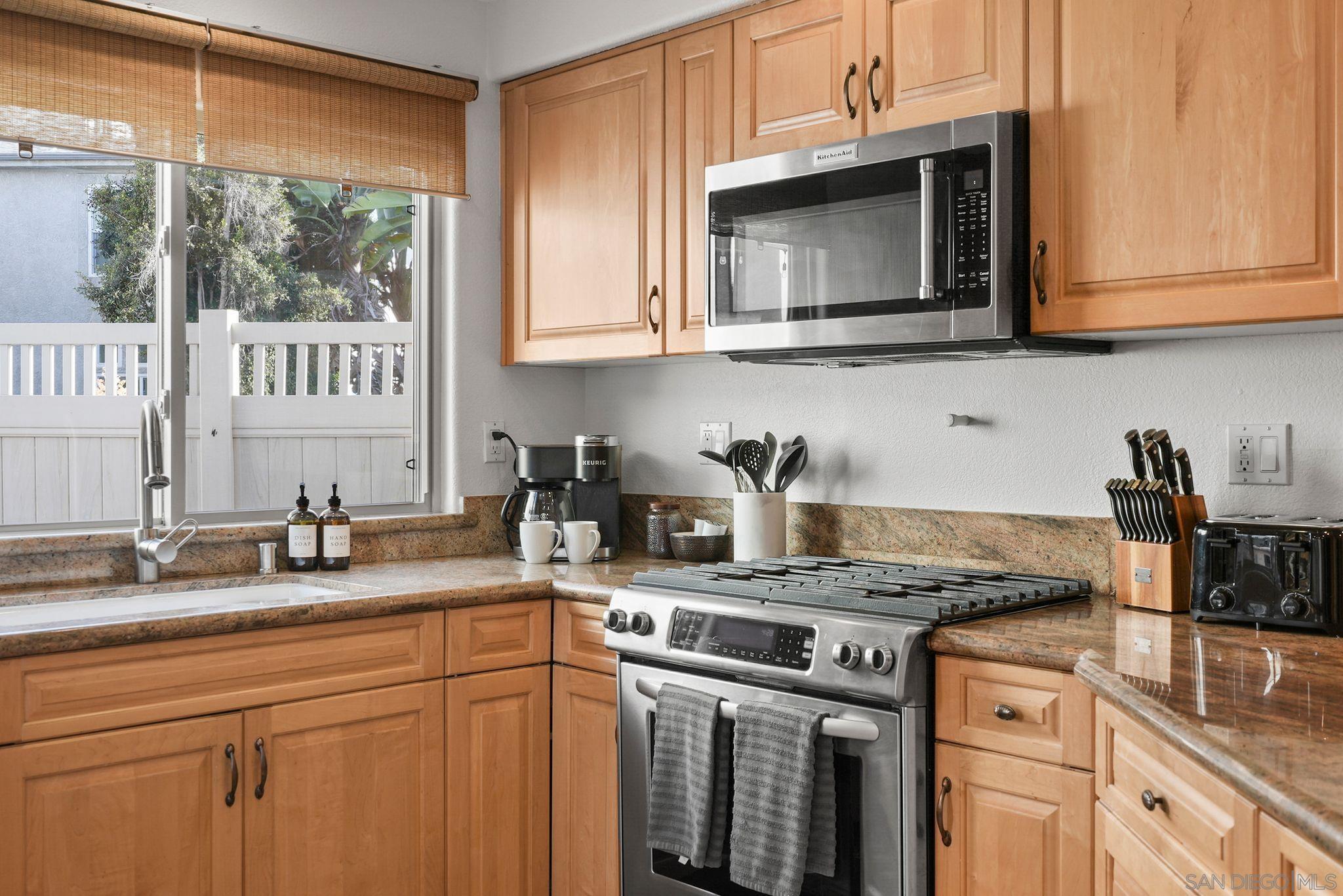 Detail Gallery Image 57 of 73 For 1311-15  Pacific Beach Dr, San Diego,  CA 92109 - – Beds | – Baths