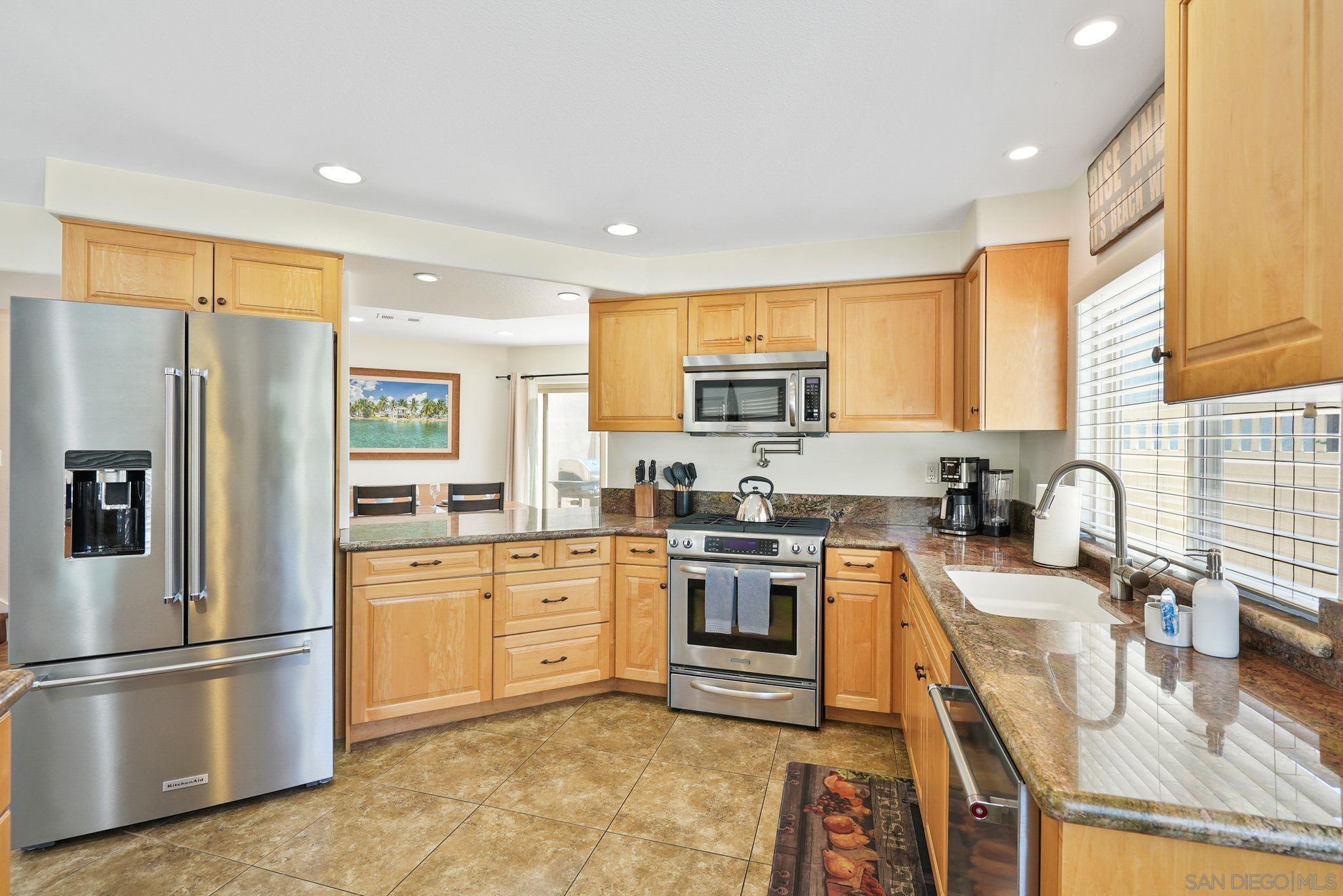 Detail Gallery Image 10 of 73 For 1311-15  Pacific Beach Dr, San Diego,  CA 92109 - – Beds | – Baths