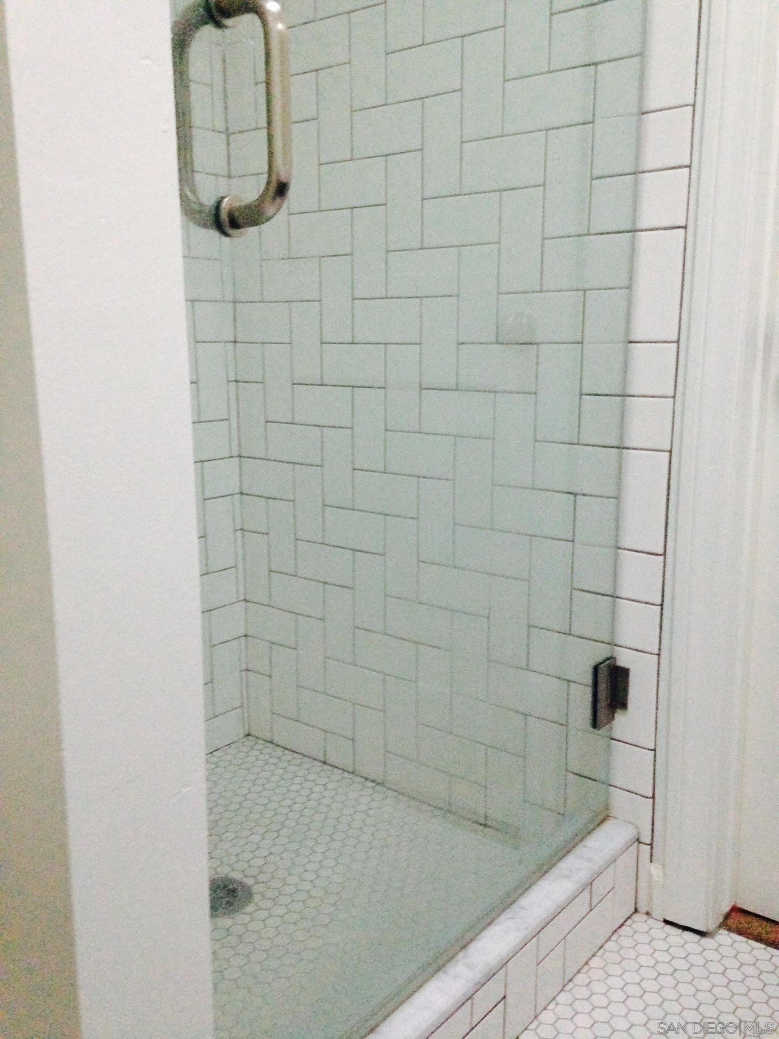 Detail Gallery Image 6 of 19 For 357  Winsome Pl, Encinitas,  CA 92024 - 3 Beds | 2 Baths