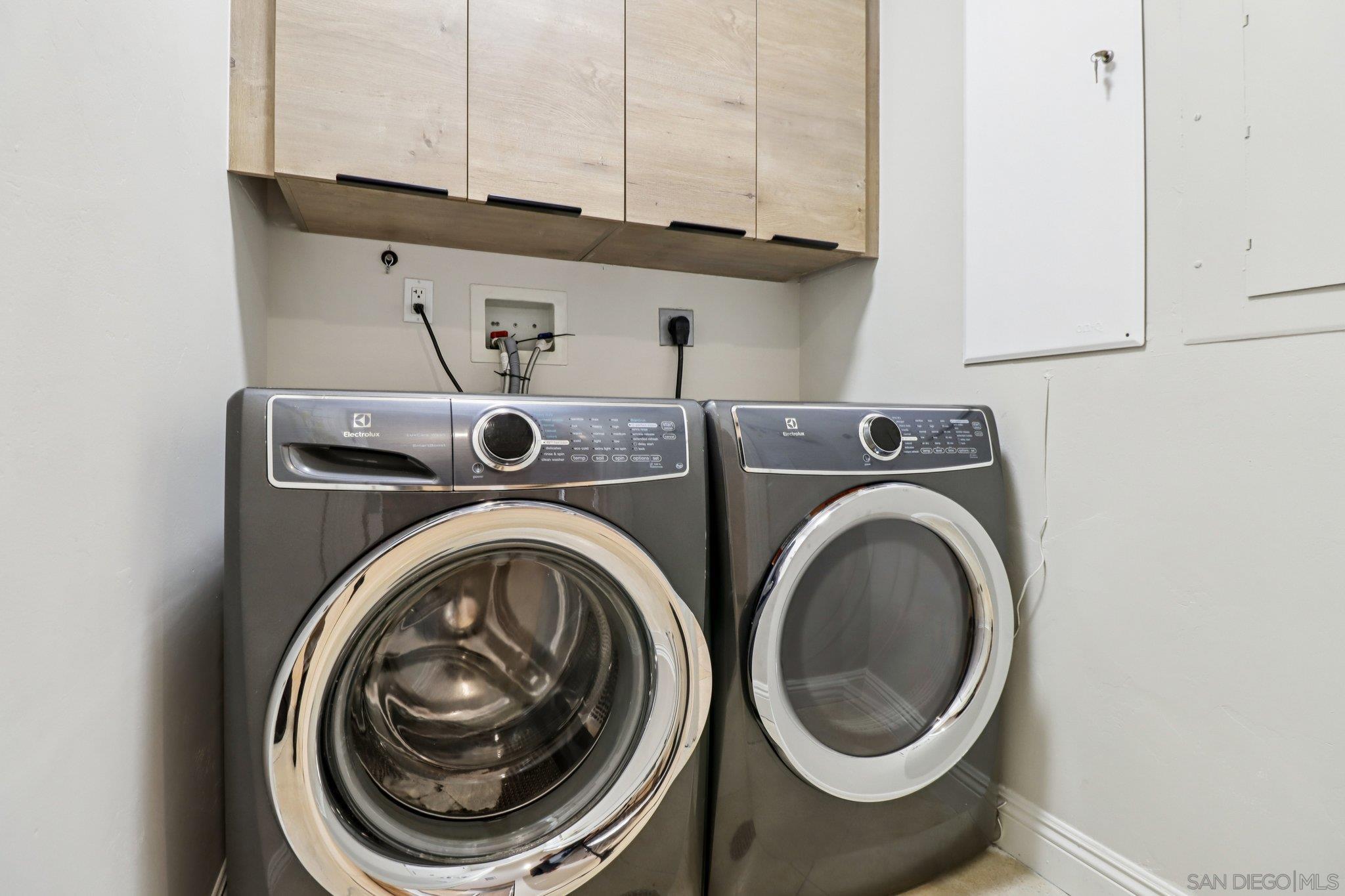 Detail Gallery Image 18 of 61 For 464  Prospect  101, La Jolla,  CA 92037 - 2 Beds | 2/1 Baths