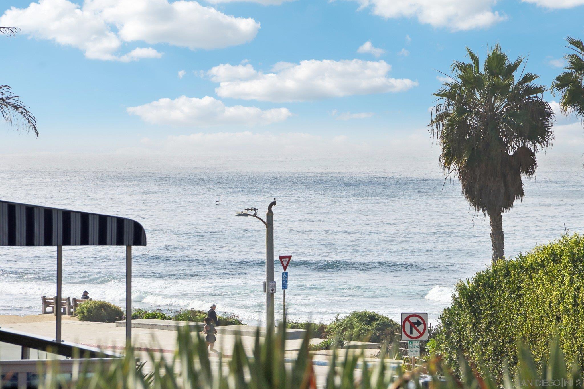 Detail Gallery Image 53 of 61 For 464  Prospect  101, La Jolla,  CA 92037 - 2 Beds | 2/1 Baths