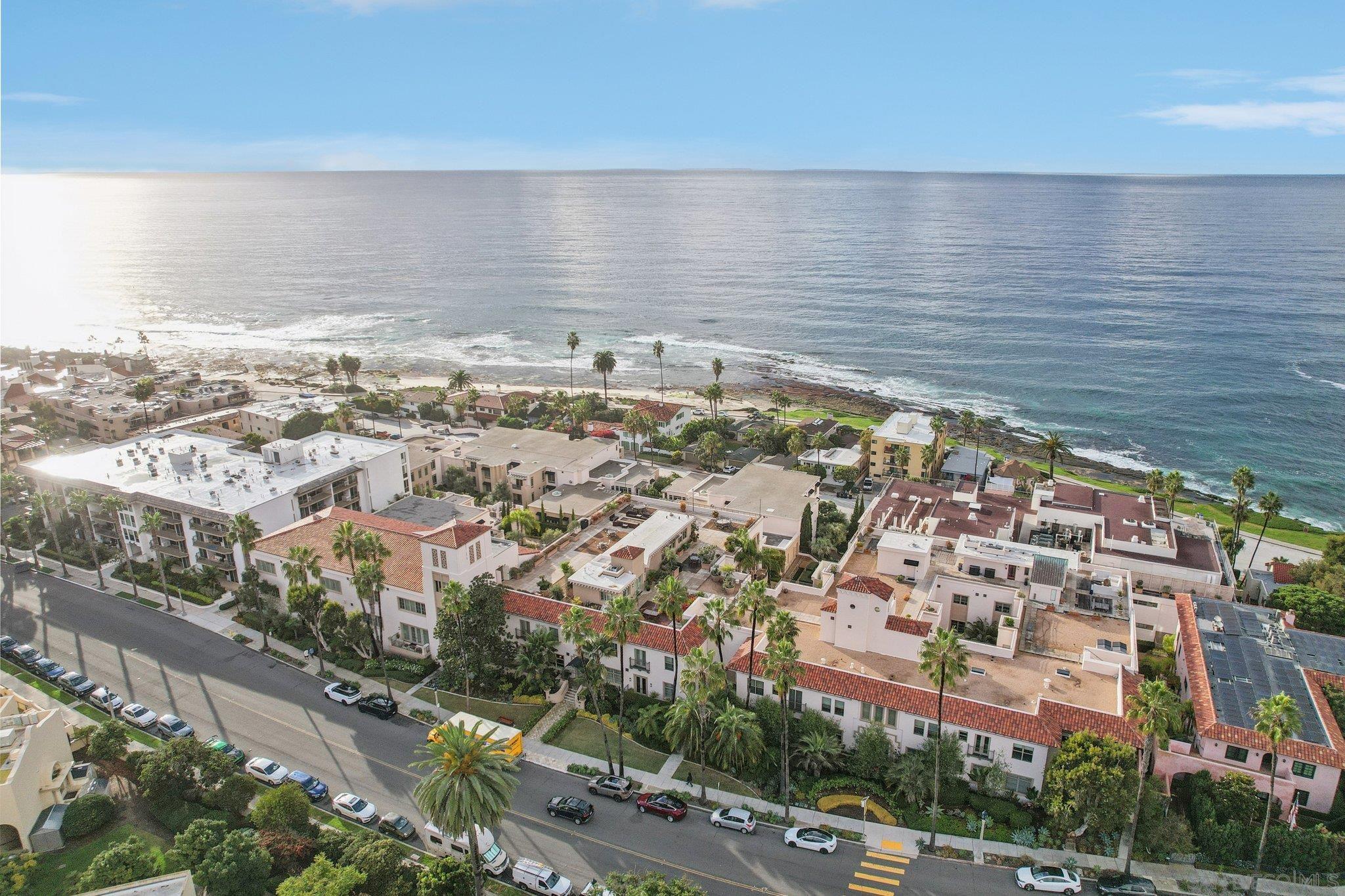 Detail Gallery Image 58 of 61 For 464  Prospect  101, La Jolla,  CA 92037 - 2 Beds | 2/1 Baths