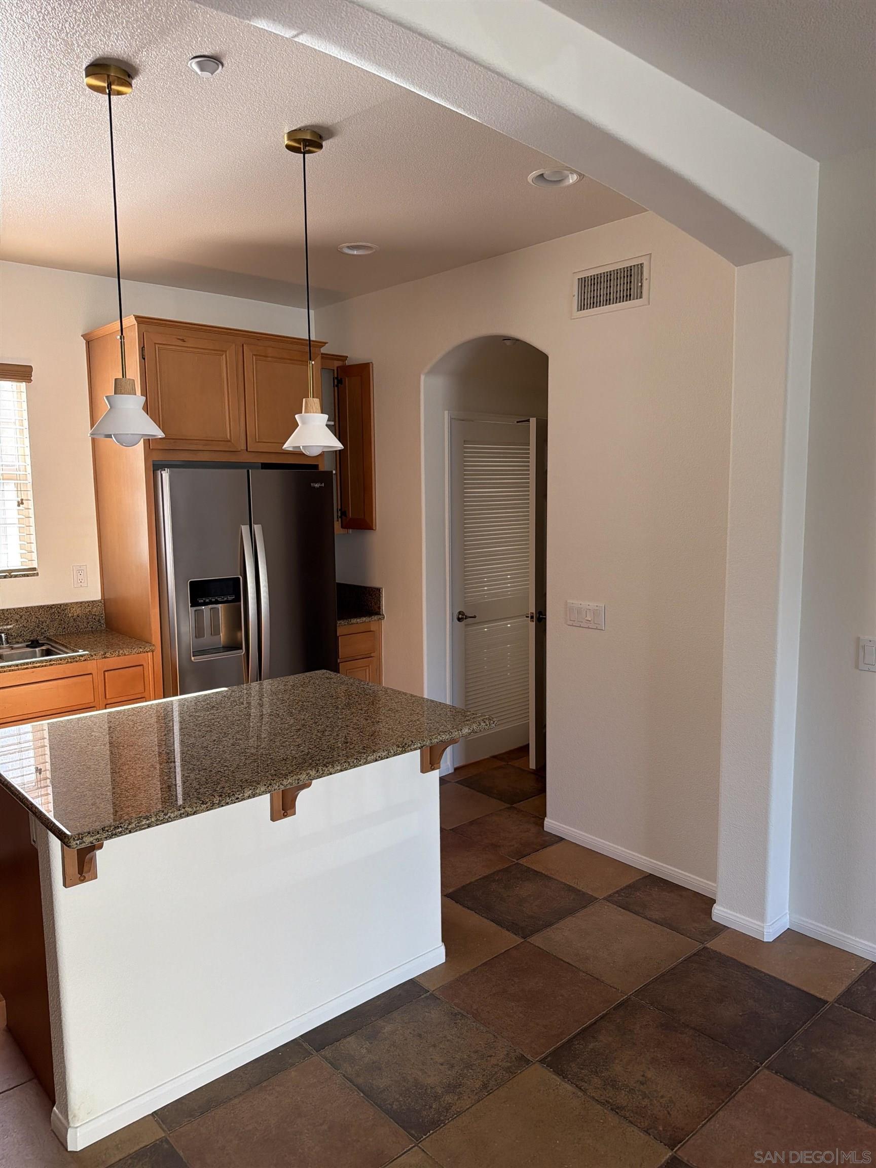 Detail Gallery Image 4 of 30 For 10551  Sanshey Lane  132, San Diego,  CA 92127 - 2 Beds | 2 Baths