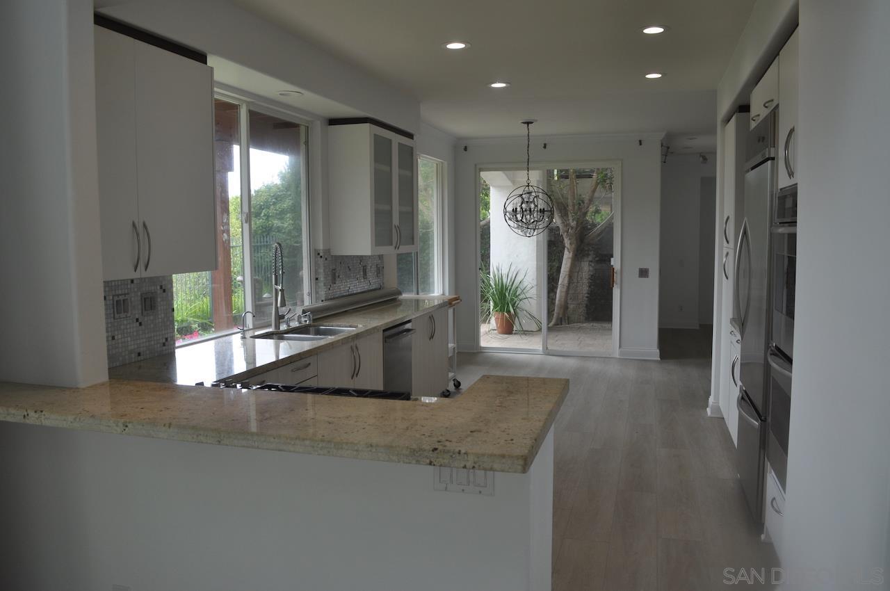 Detail Gallery Image 26 of 26 For 6135  Glenchester Row, La Jolla,  CA 92037 - 4 Beds | 2/1 Baths