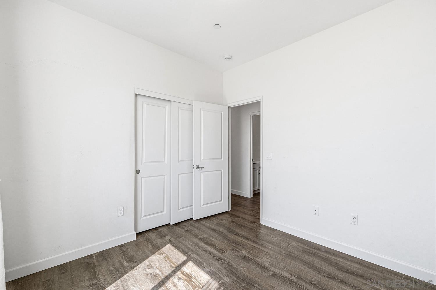 Detail Gallery Image 14 of 44 For 5230  Calle Rockfish  #99,  San Diego,  CA 92154 - 3 Beds | 2/1 Baths