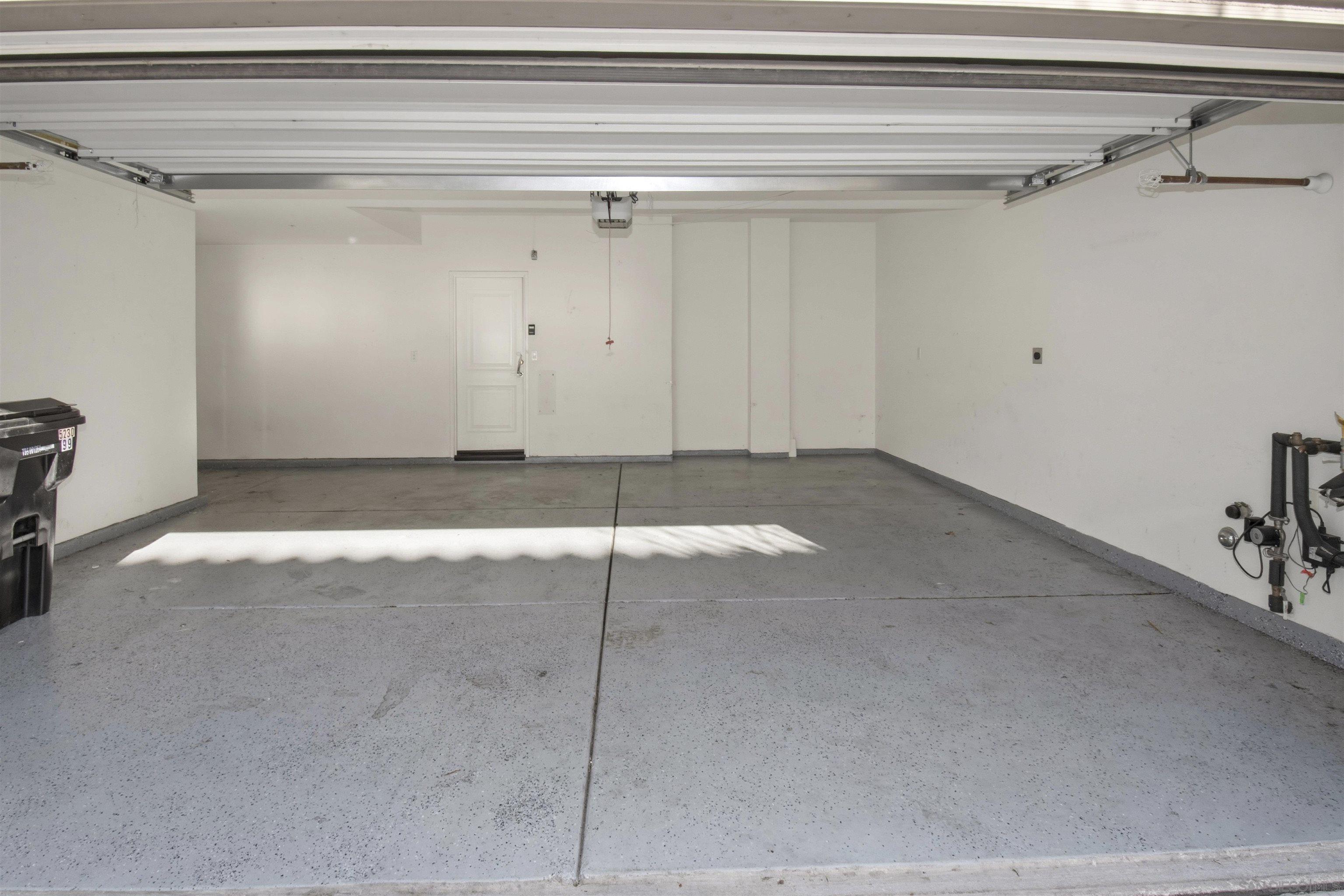 Detail Gallery Image 26 of 44 For 5230  Calle Rockfish  #99,  San Diego,  CA 92154 - 3 Beds | 2/1 Baths