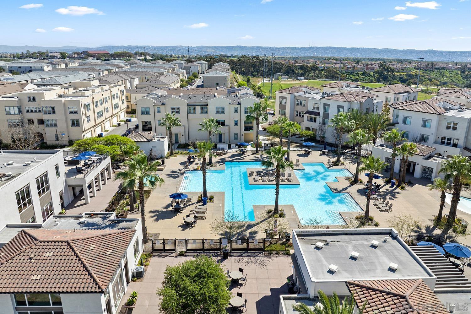 Detail Gallery Image 27 of 44 For 5230  Calle Rockfish  #99,  San Diego,  CA 92154 - 3 Beds | 2/1 Baths