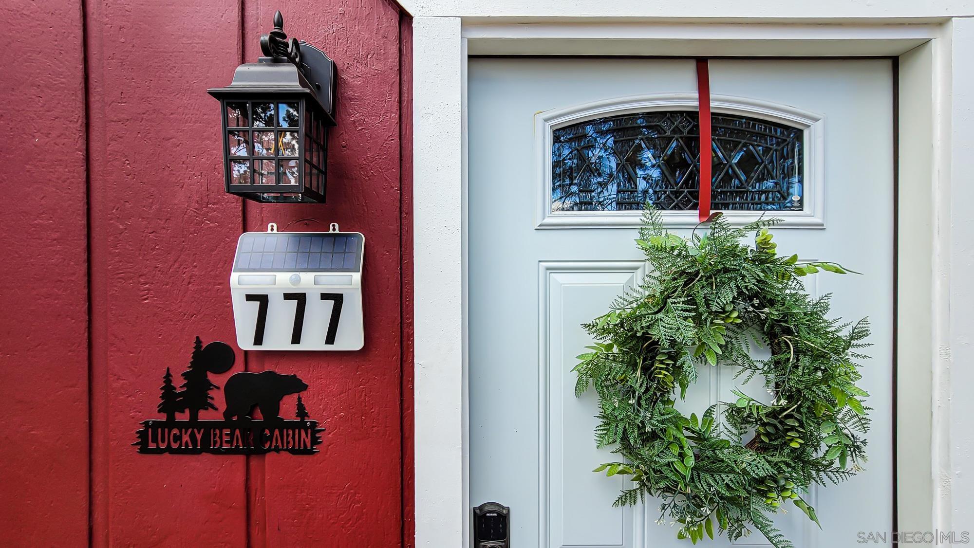 Detail Gallery Image 2 of 36 For 777  Iris Dr, Big Bear Lake,  CA 92315 - 2 Beds | 1 Baths