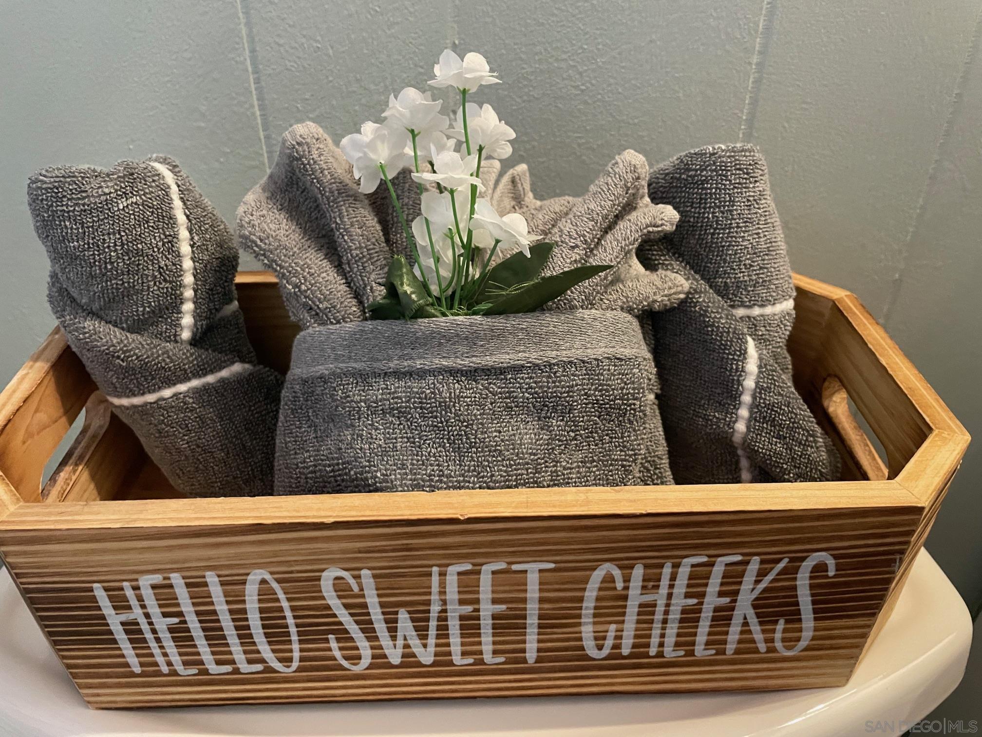 Detail Gallery Image 22 of 36 For 777  Iris Dr, Big Bear Lake,  CA 92315 - 2 Beds | 1 Baths