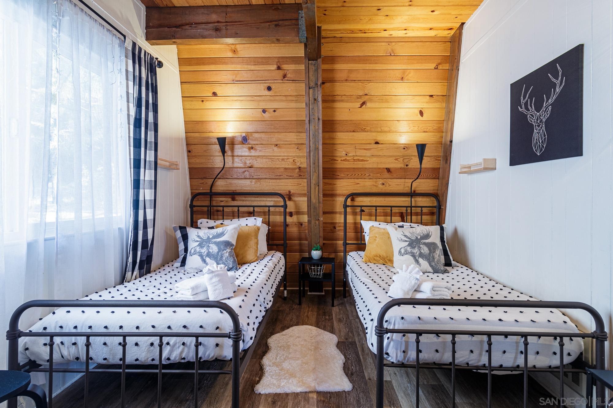 Detail Gallery Image 23 of 36 For 777  Iris Dr, Big Bear Lake,  CA 92315 - 2 Beds | 1 Baths